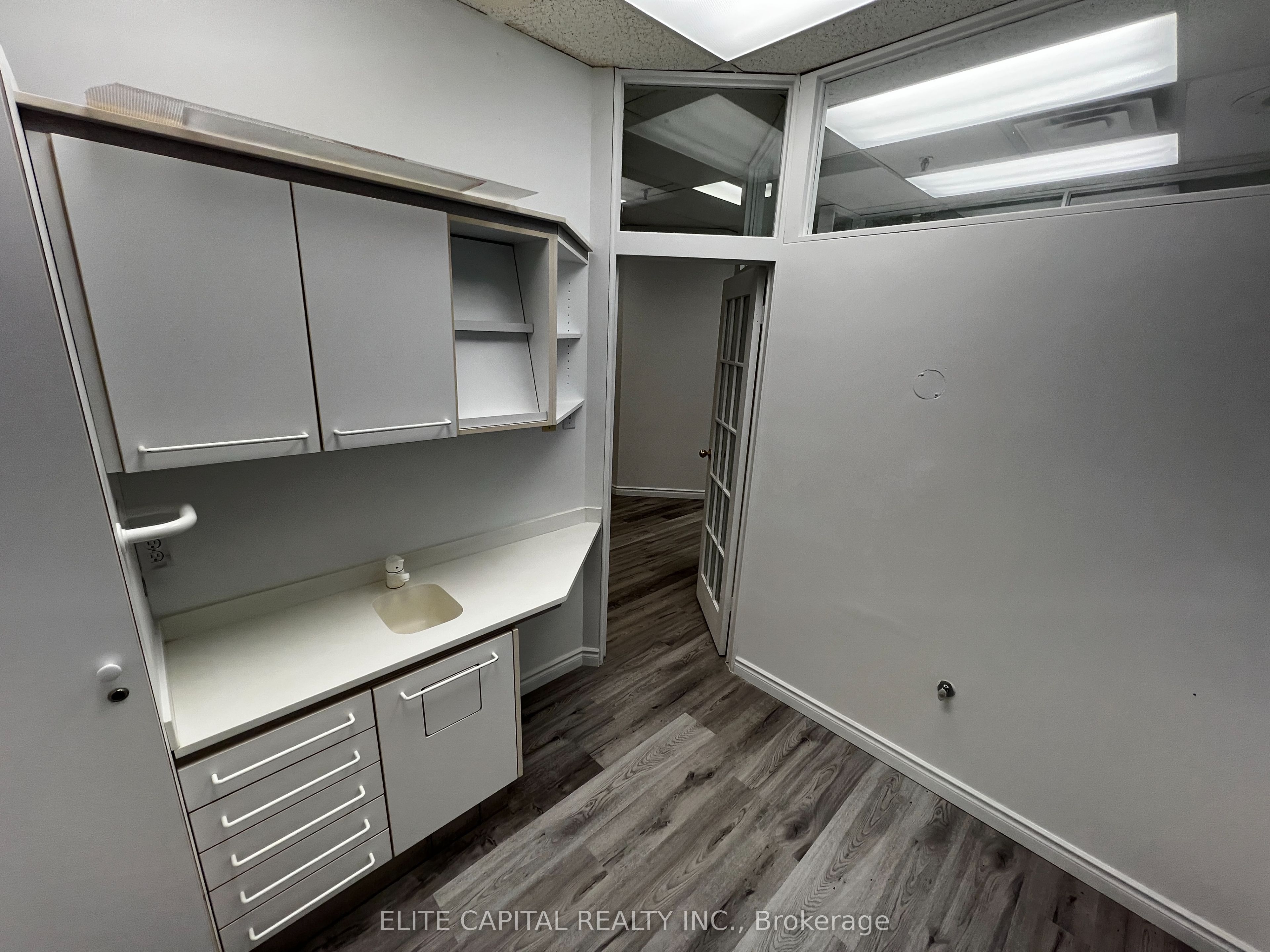 701 Sheppard Avenue E 209 Property Photo 12