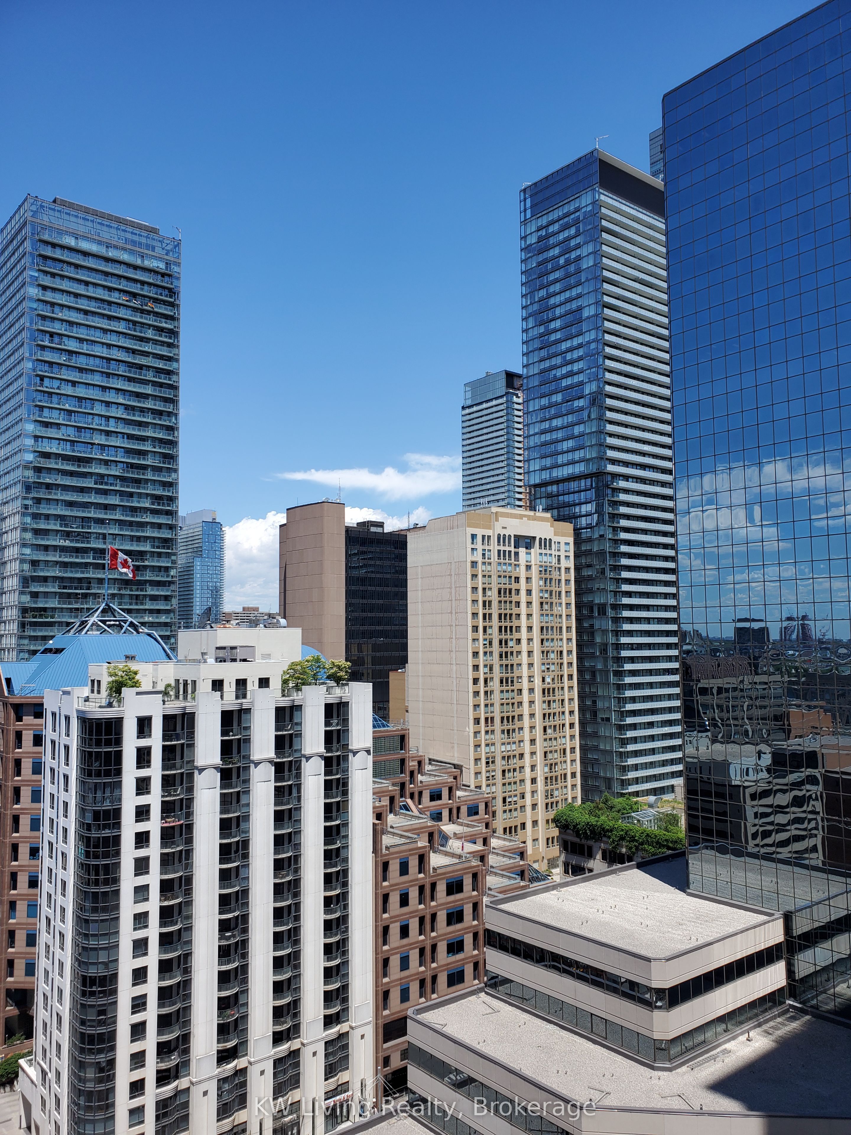 #1905 - 770 Bay Street Property Photo 1