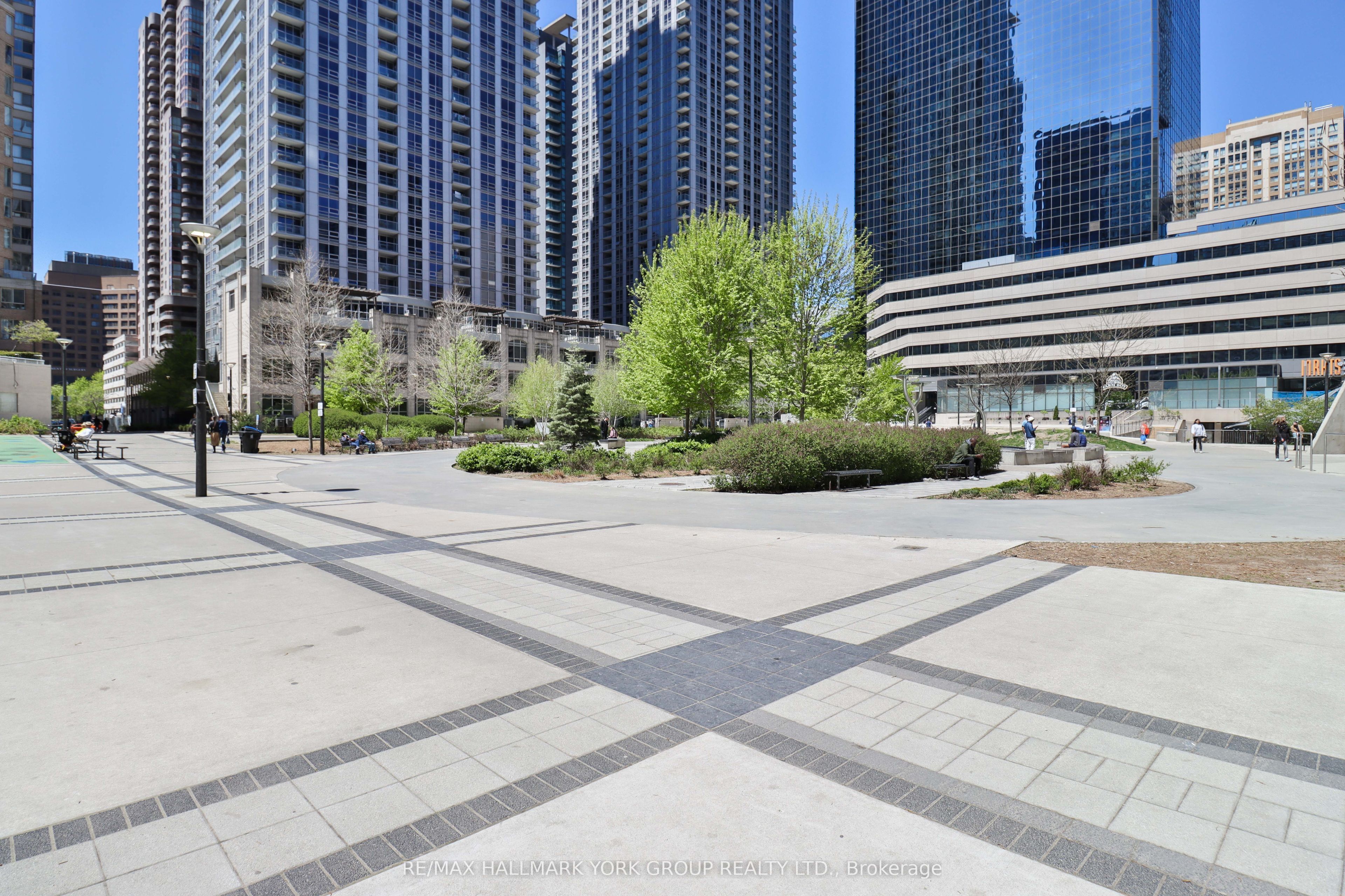 386 Yonge Street 1607 Property Photo 26