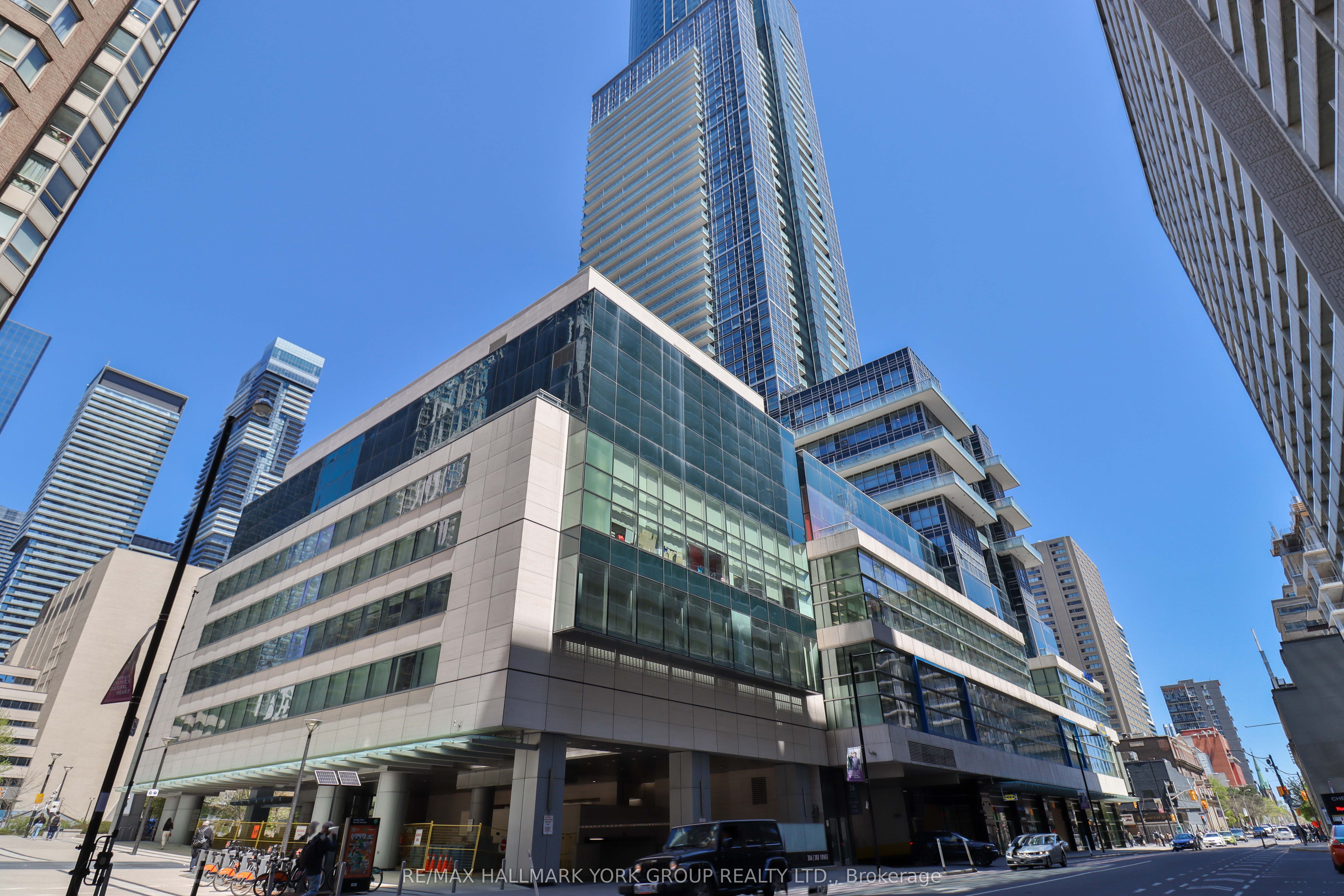 386 Yonge Street 1607 Property Photo 28