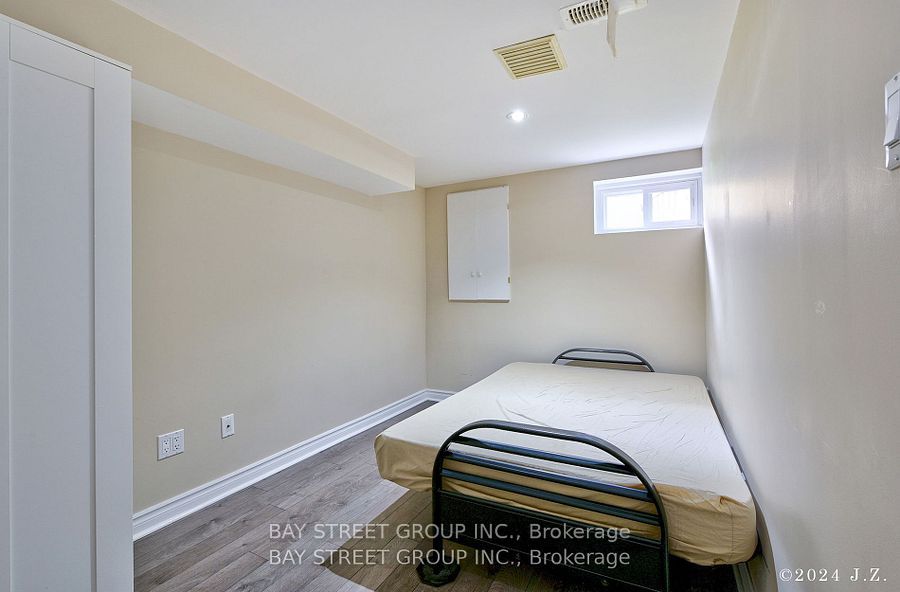 67 Grove Park Crescent Property Photo 18