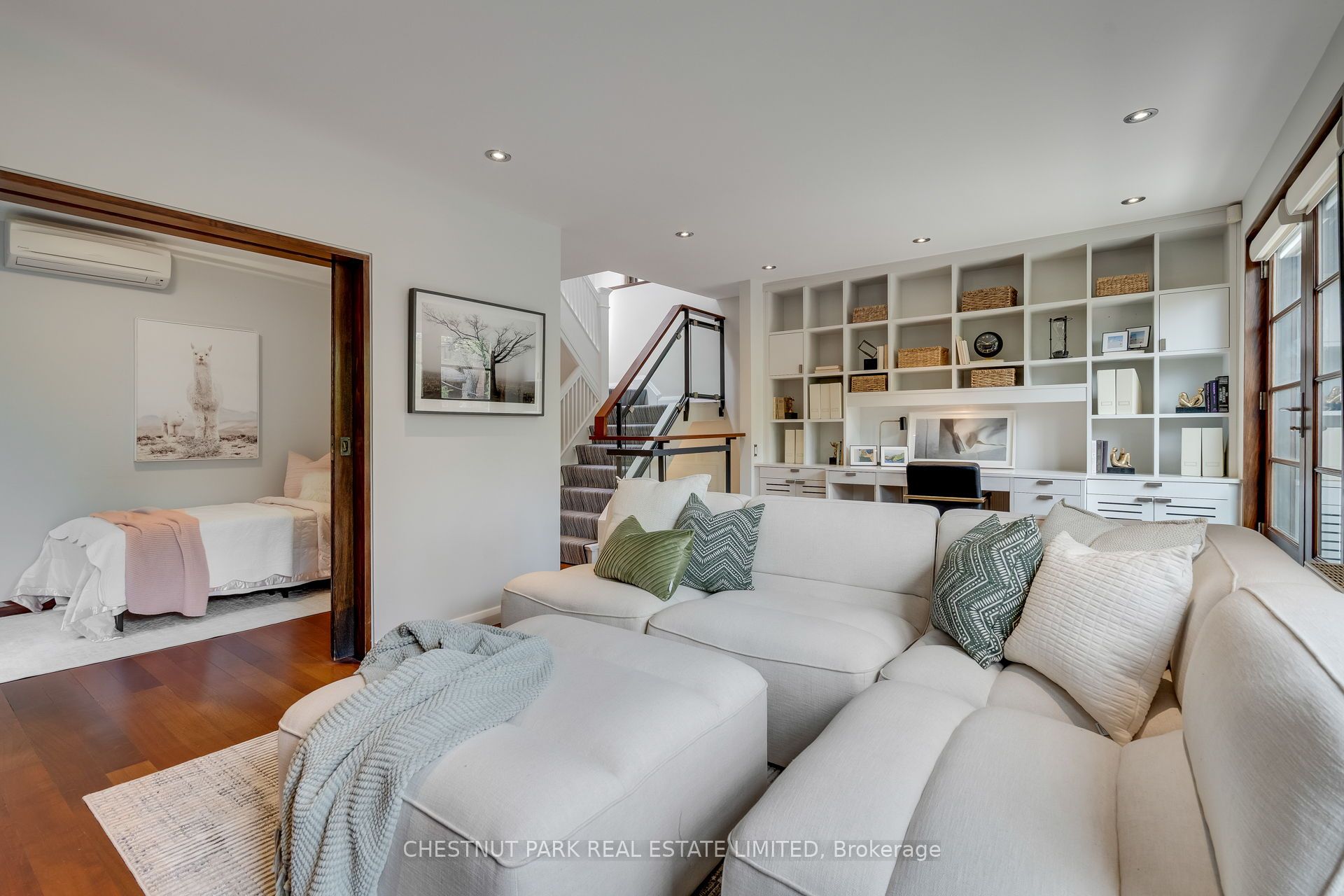 16 Inglewood Drive Property Photo 16
