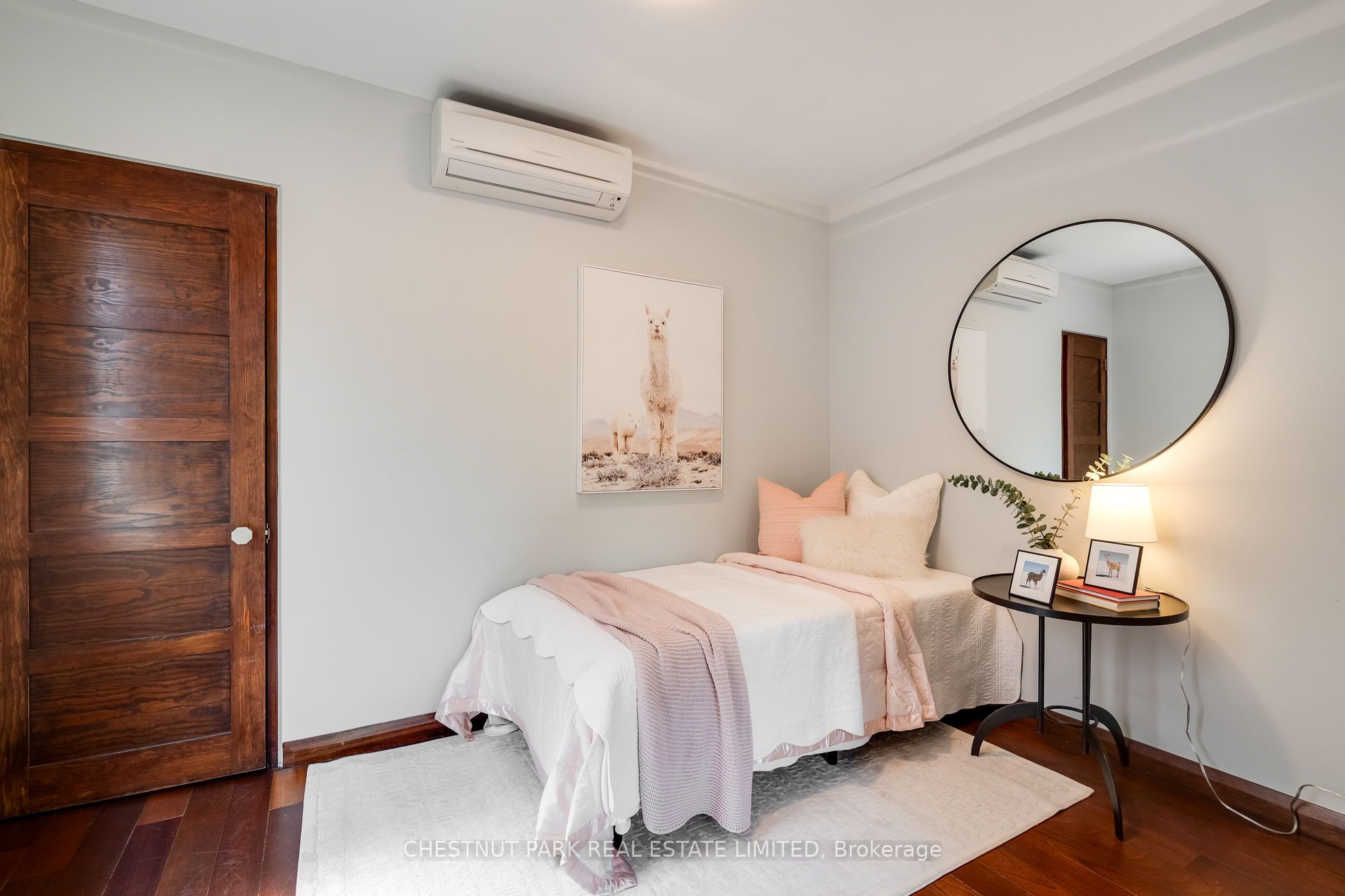 16 Inglewood Drive Property Photo 21
