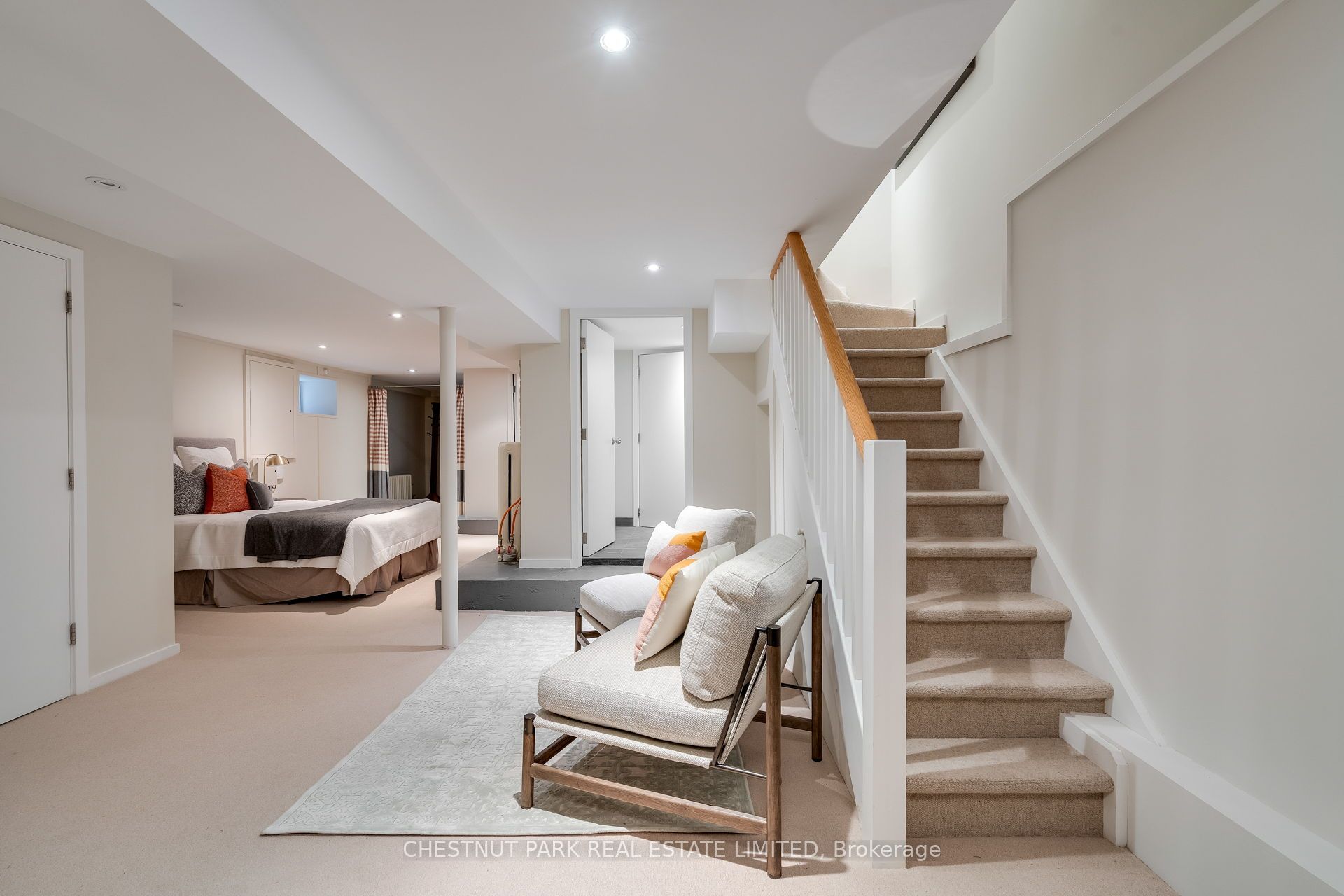 16 Inglewood Drive Property Photo 34
