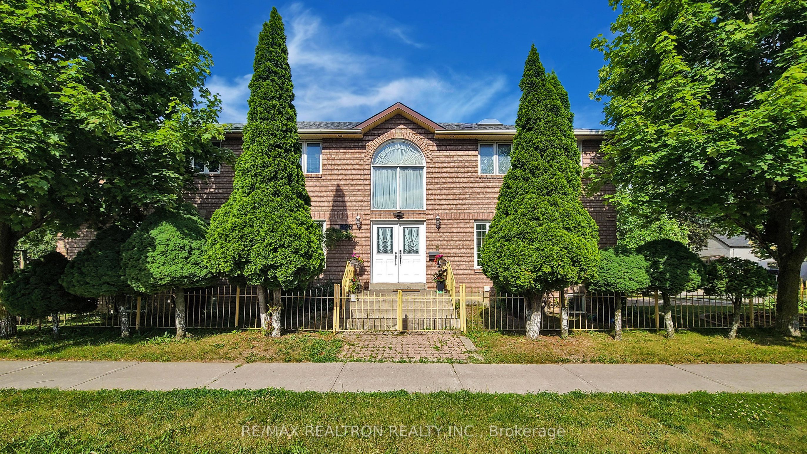 325 Wilfred Avenue Property Photo 1
