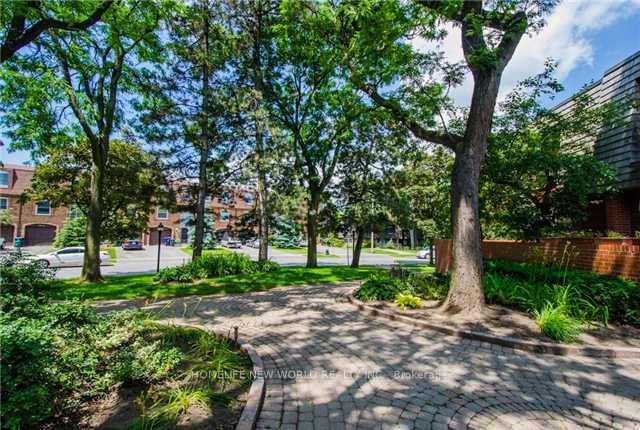 #7 - 69 Upper Canada Drive Property Photo 3