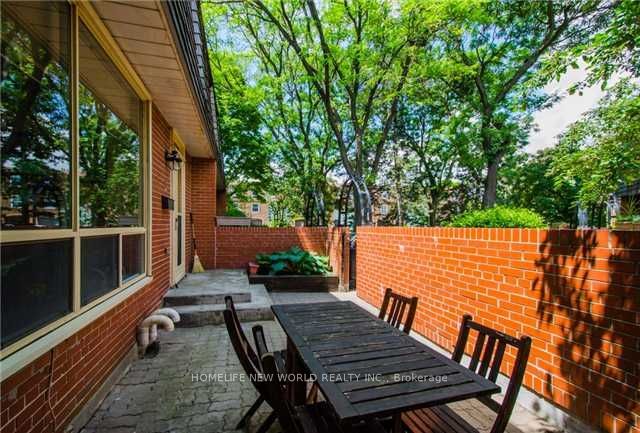 #7 - 69 Upper Canada Drive Property Photo 4