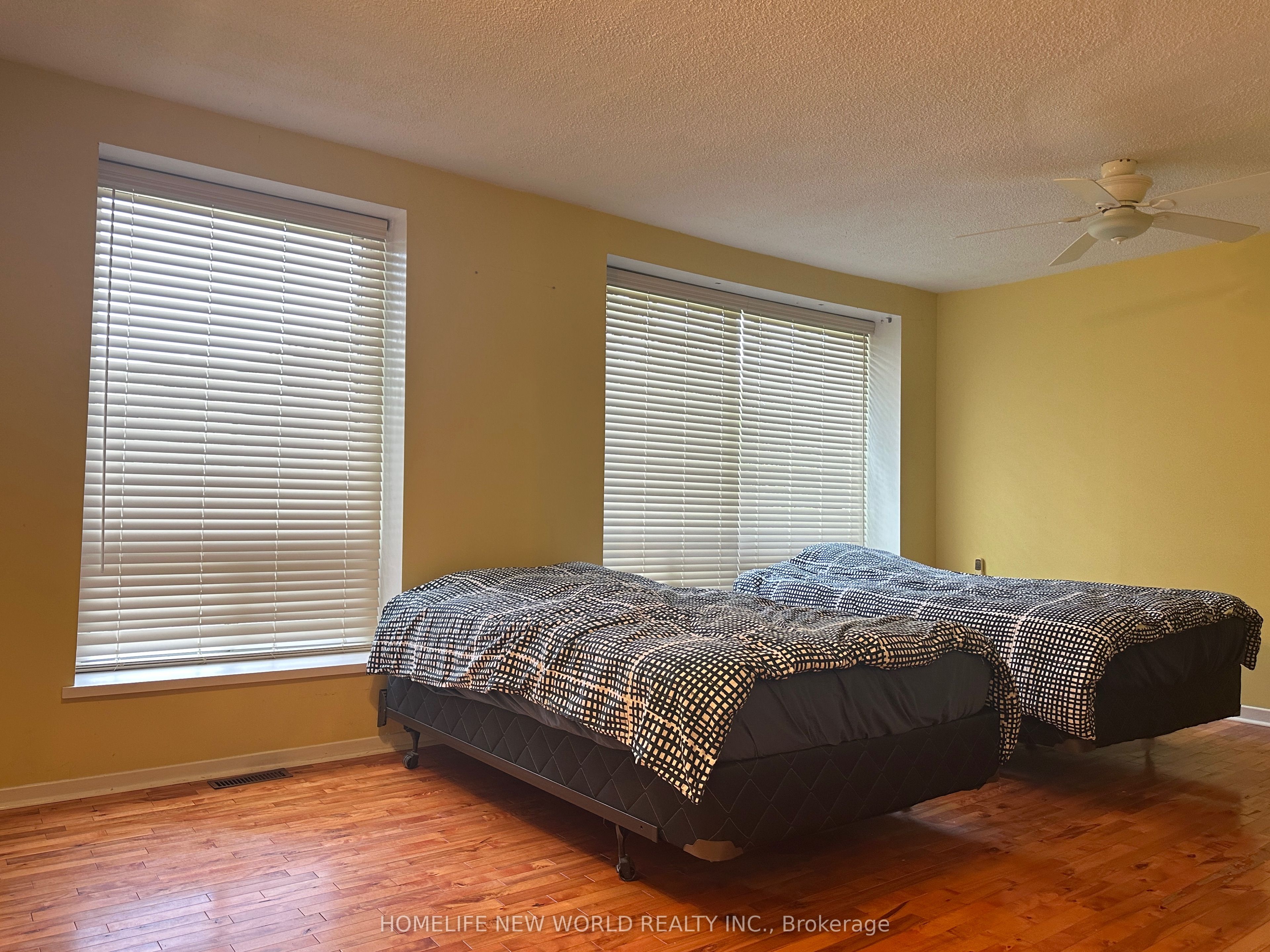 #7 - 69 Upper Canada Drive Property Photo 10
