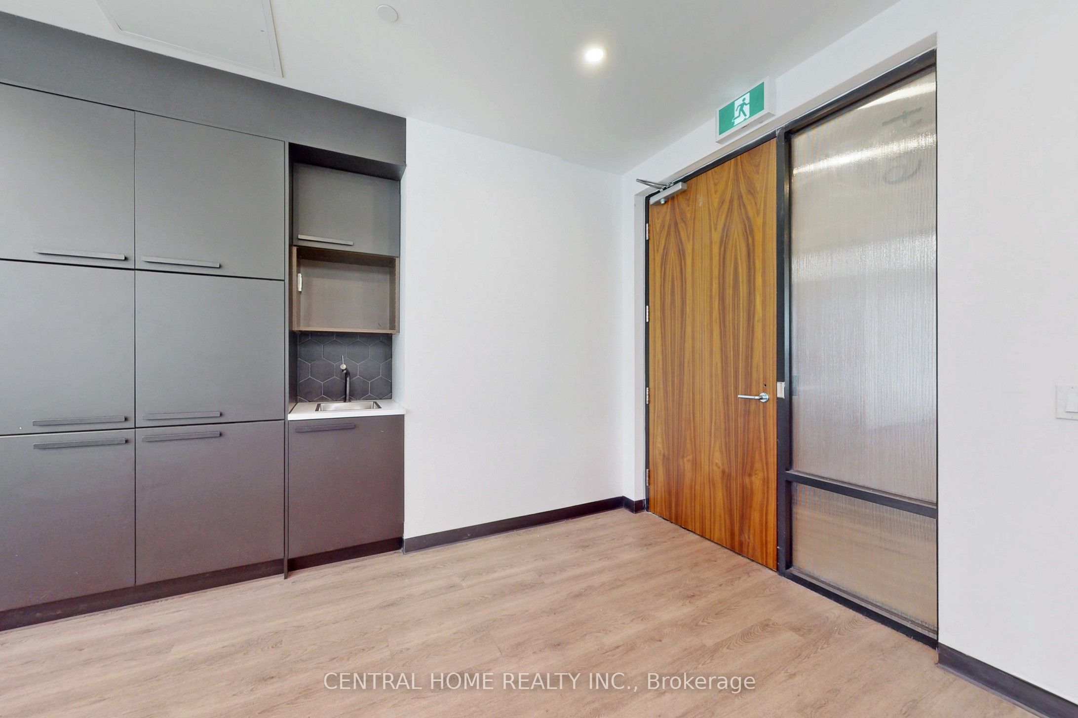 130 Queens Quay E 604 Property Photo 21