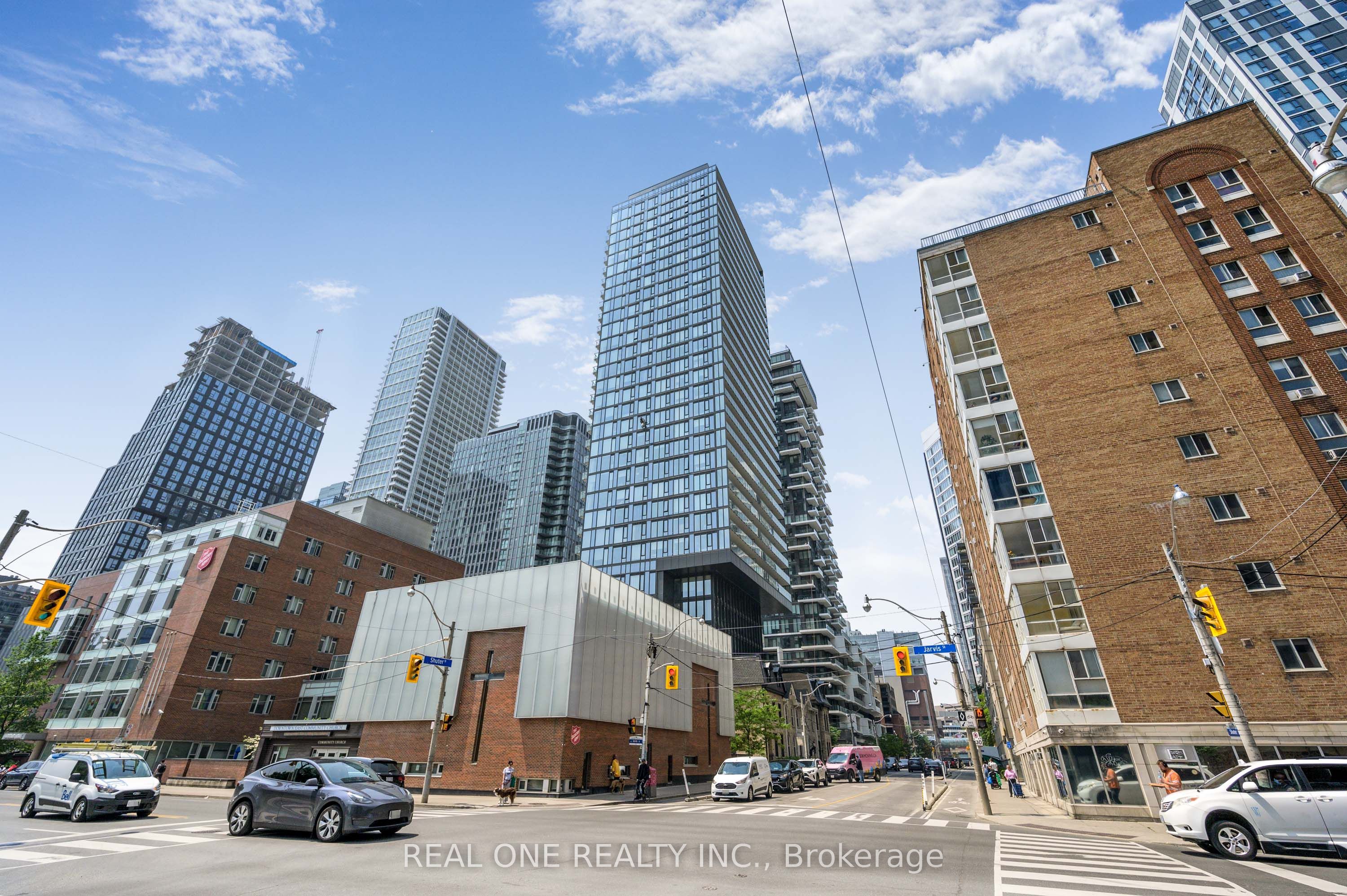 #2301 - 47 Mutual Street Property Photo 1
