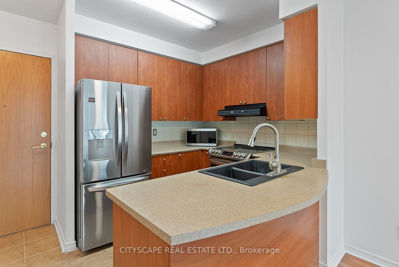 5500 Yonge Street 202 Property Photo 4
