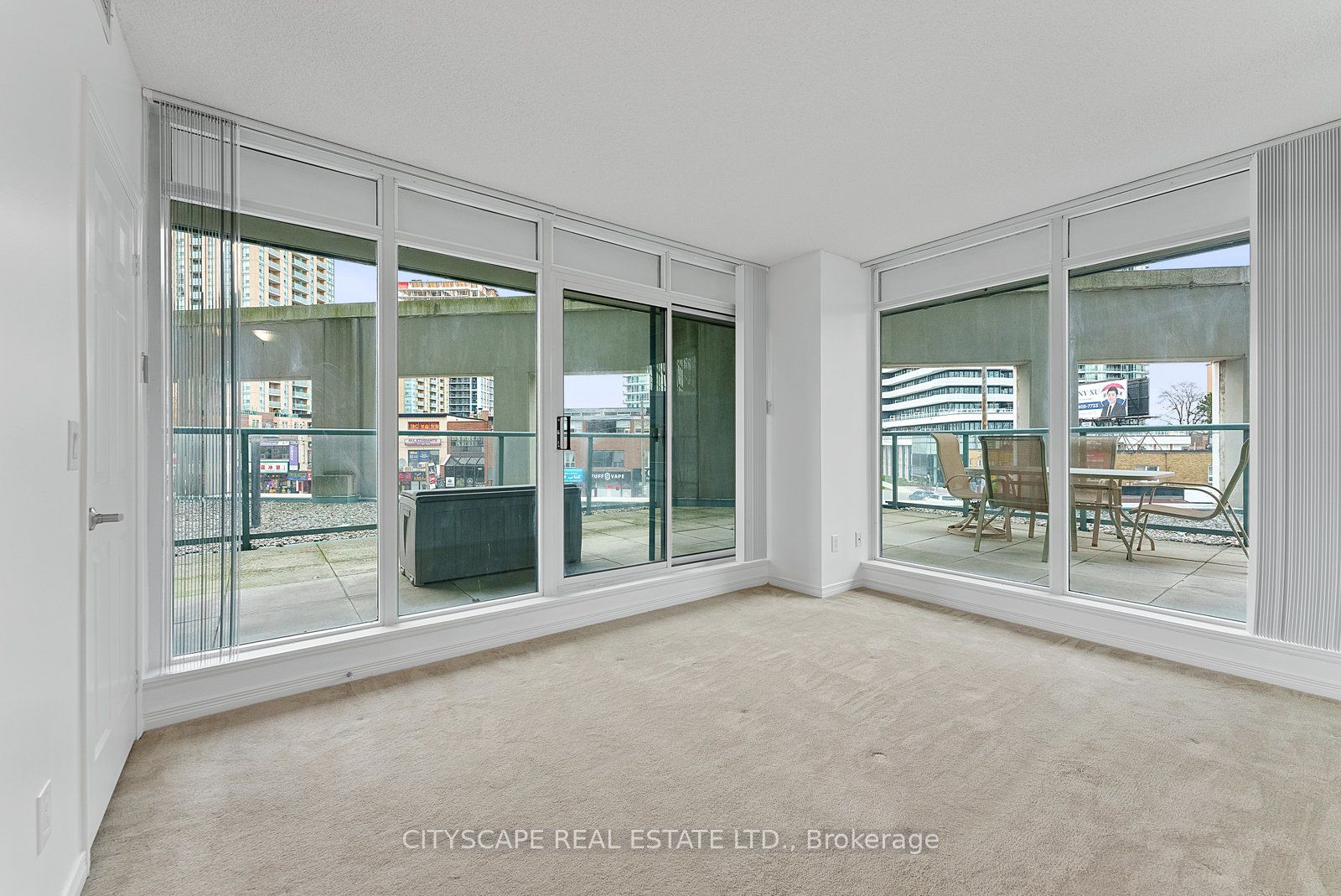 5500 Yonge Street 202 Property Photo 9