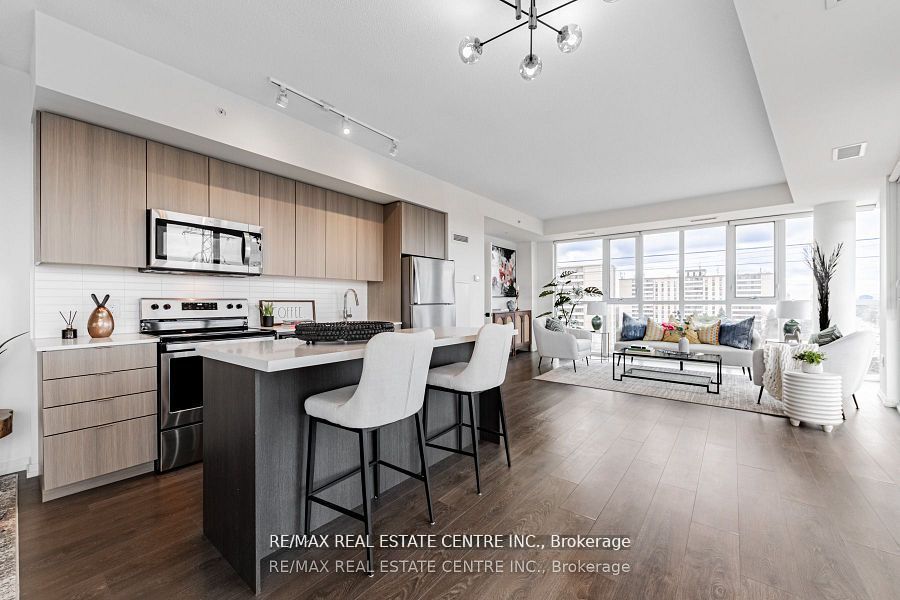 #713 - 3237 Bayview Avenue Property Photo 1