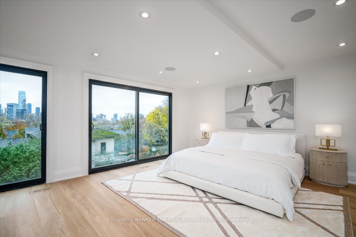 37 Woodlawn Avenue W Property Photo 22