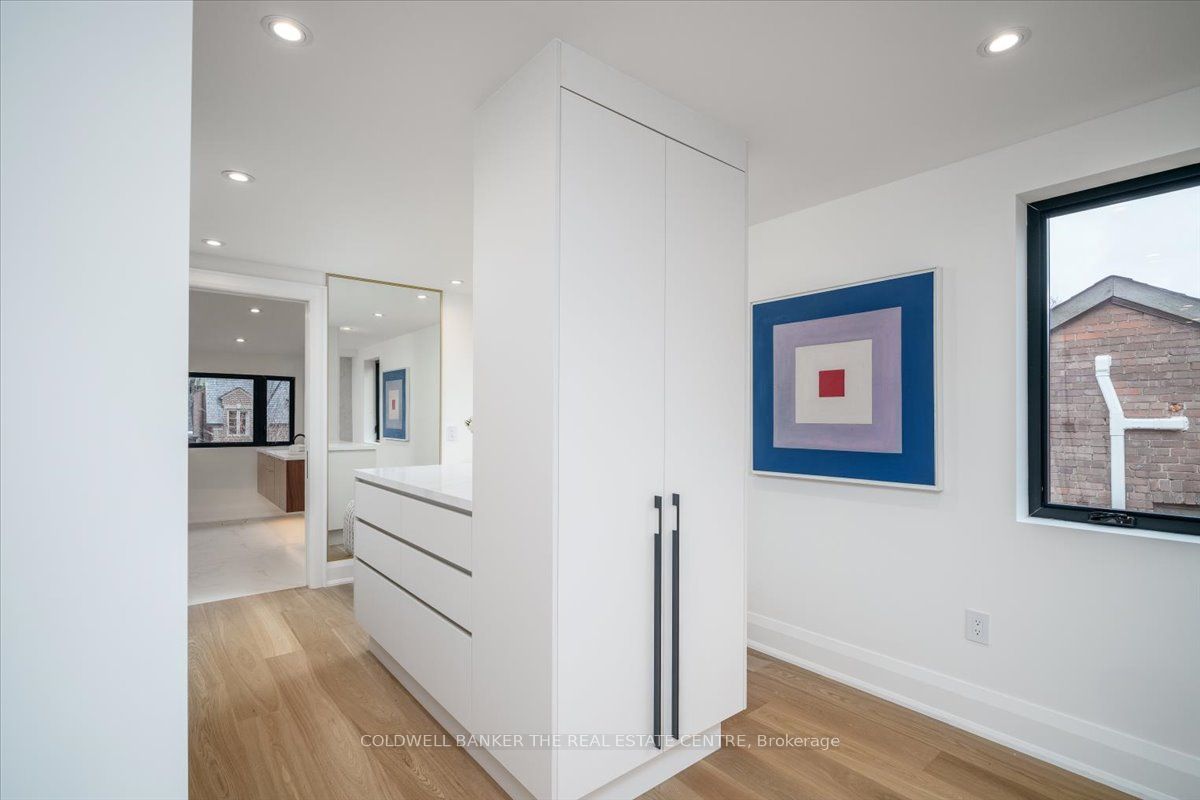 37 Woodlawn Avenue W Property Photo 26