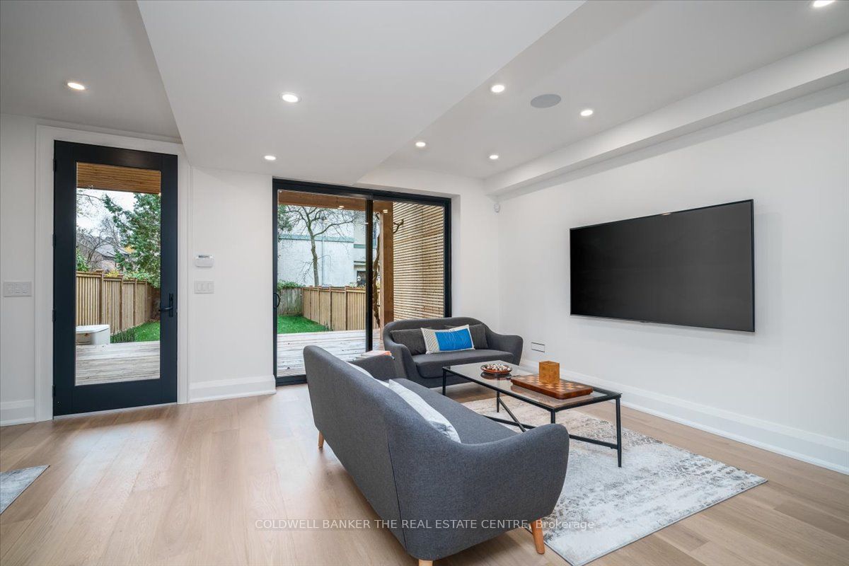 37 Woodlawn Avenue W Property Photo 29