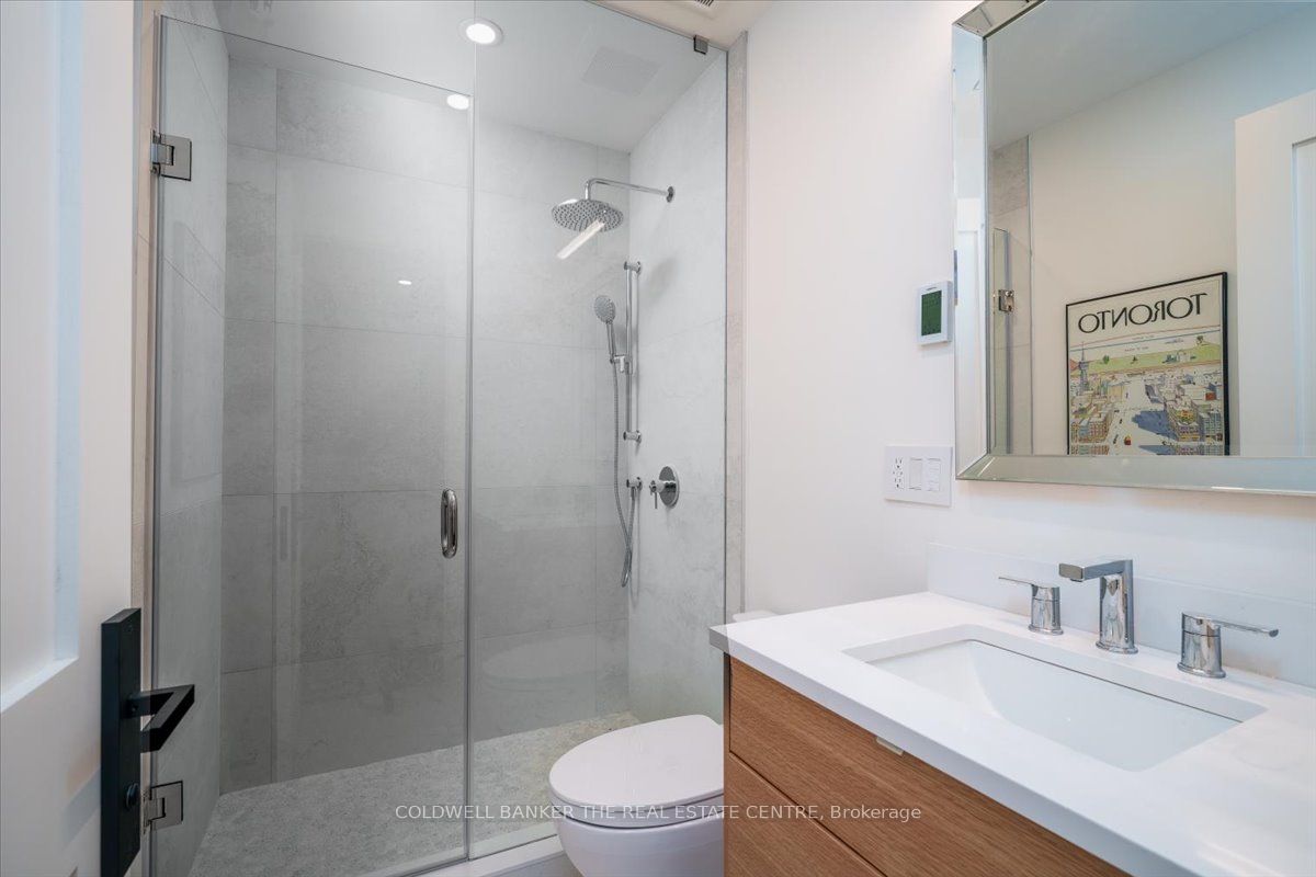 37 Woodlawn Avenue W Property Photo 31