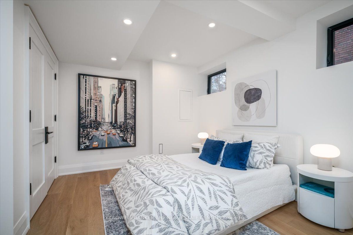 37 Woodlawn Avenue W Property Photo 32
