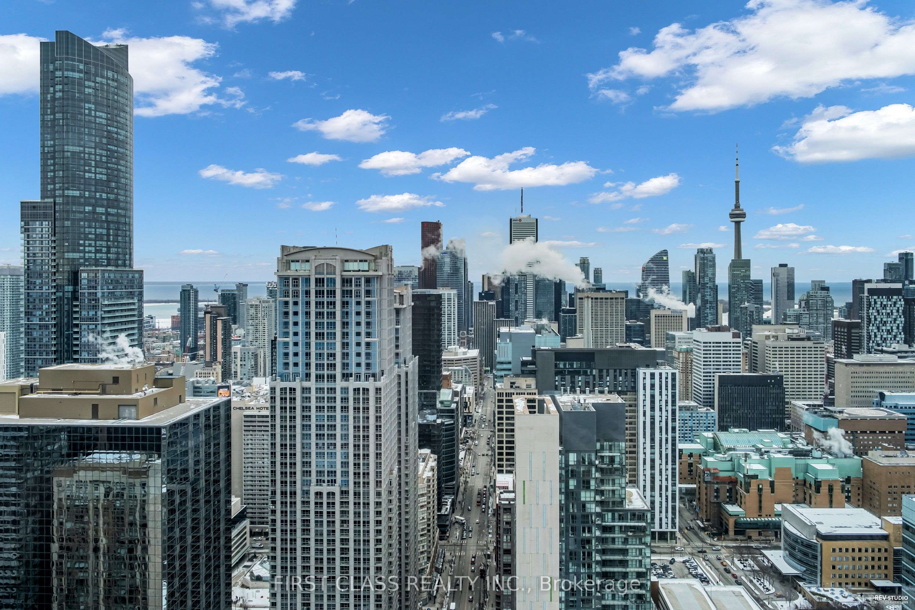 #4609 - 832 Bay Street Property Photo 5