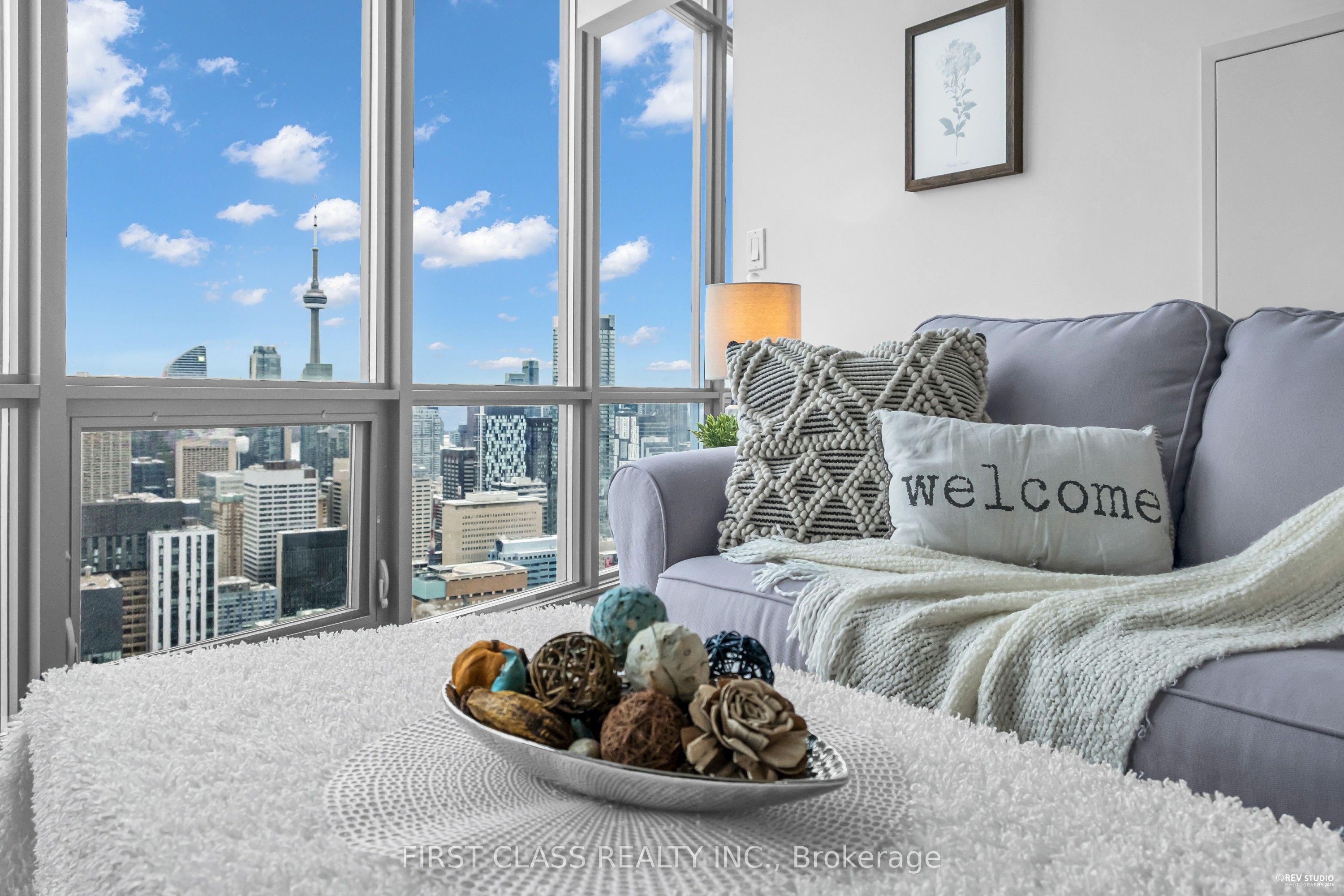 #4609 - 832 Bay Street Property Photo 11