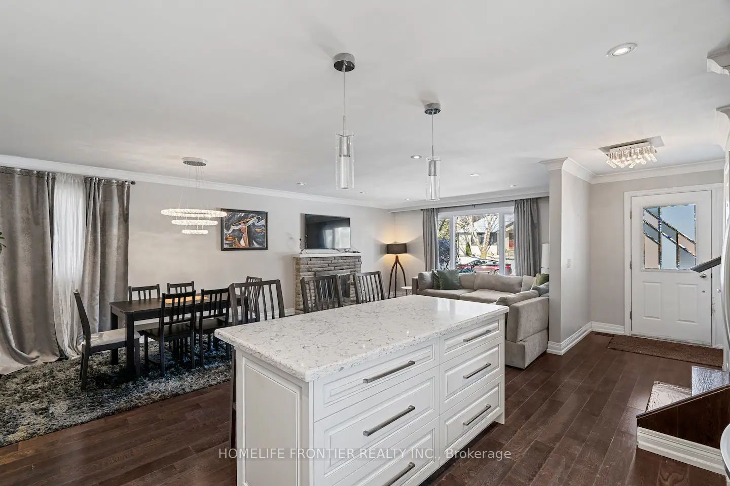 289 Burnett Avenue Property Photo 3