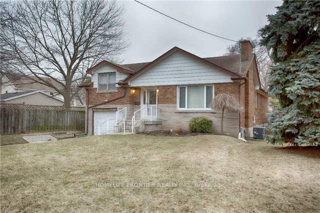 289 Burnett Avenue Property Photo 6