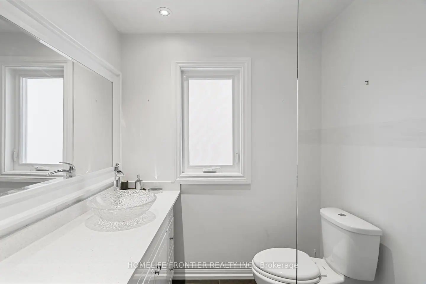 289 Burnett Avenue Property Photo 15