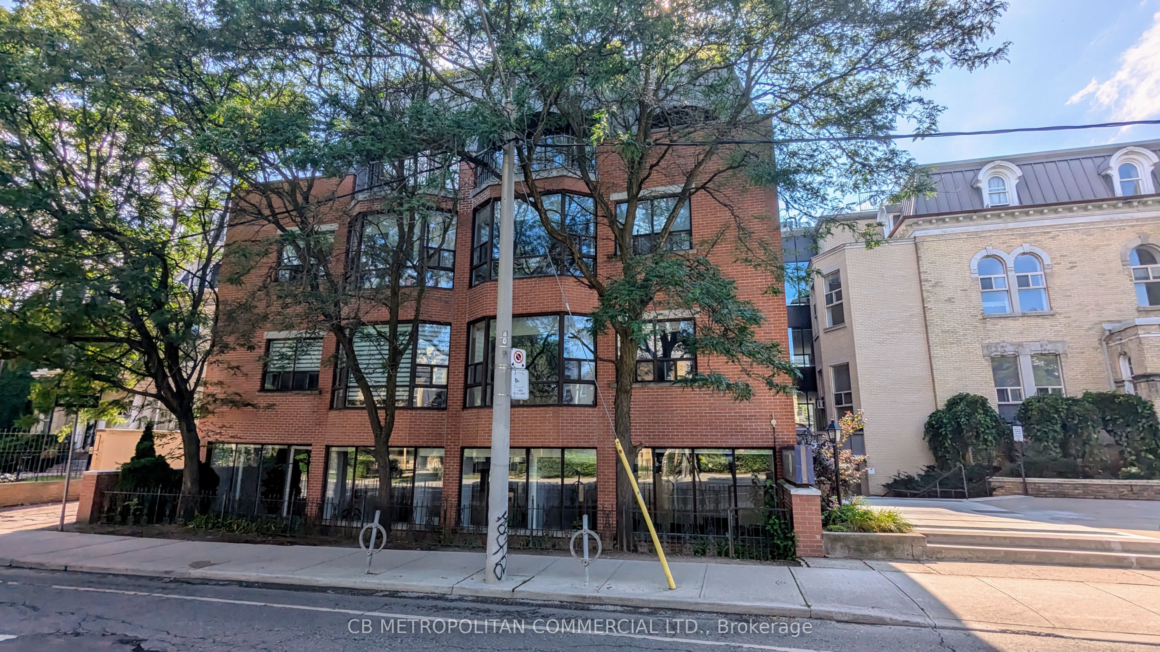 #1 - 150 Beverley Street Property Photo 1
