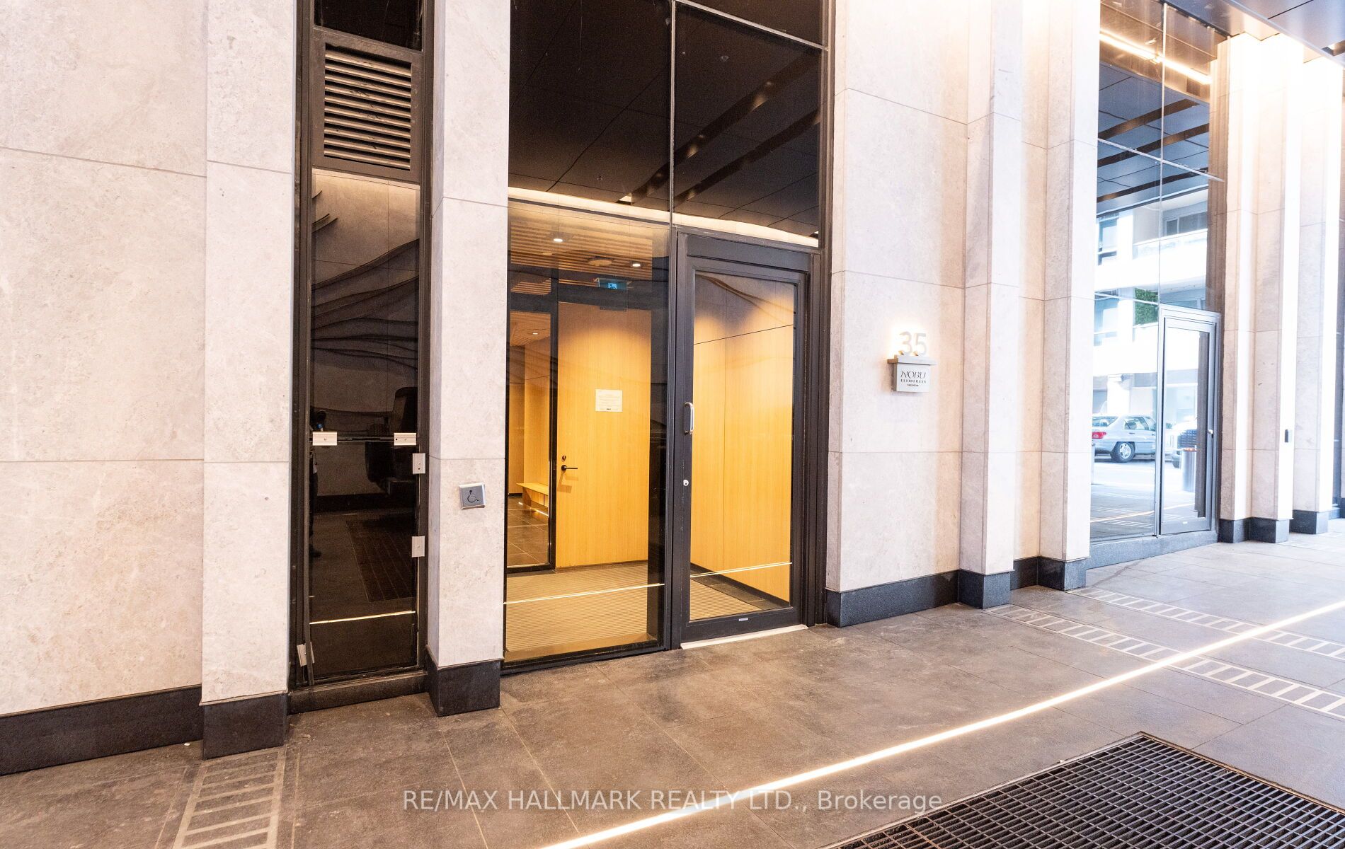 35 Mercer Street 1114 Property Photo 2