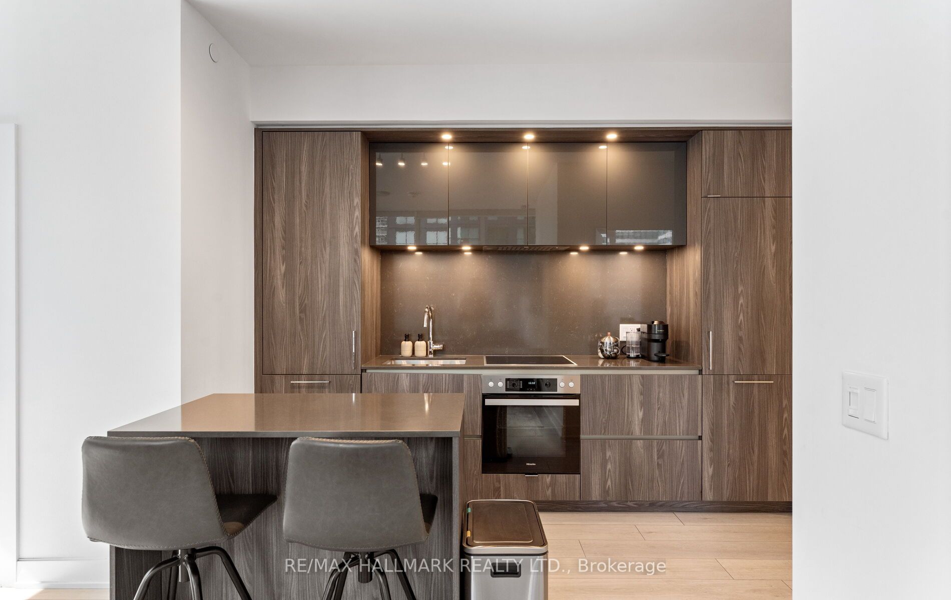 35 Mercer Street 1114 Property Photo 21