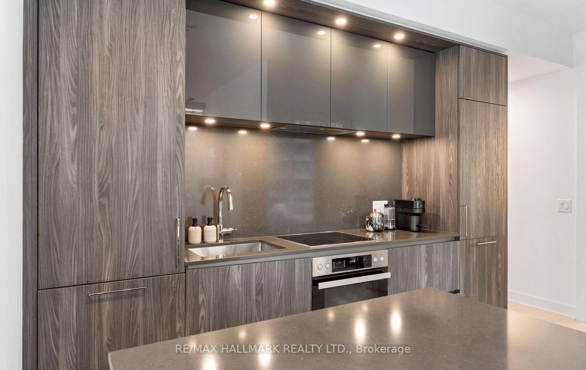 35 Mercer Street 1114 Property Photo 25