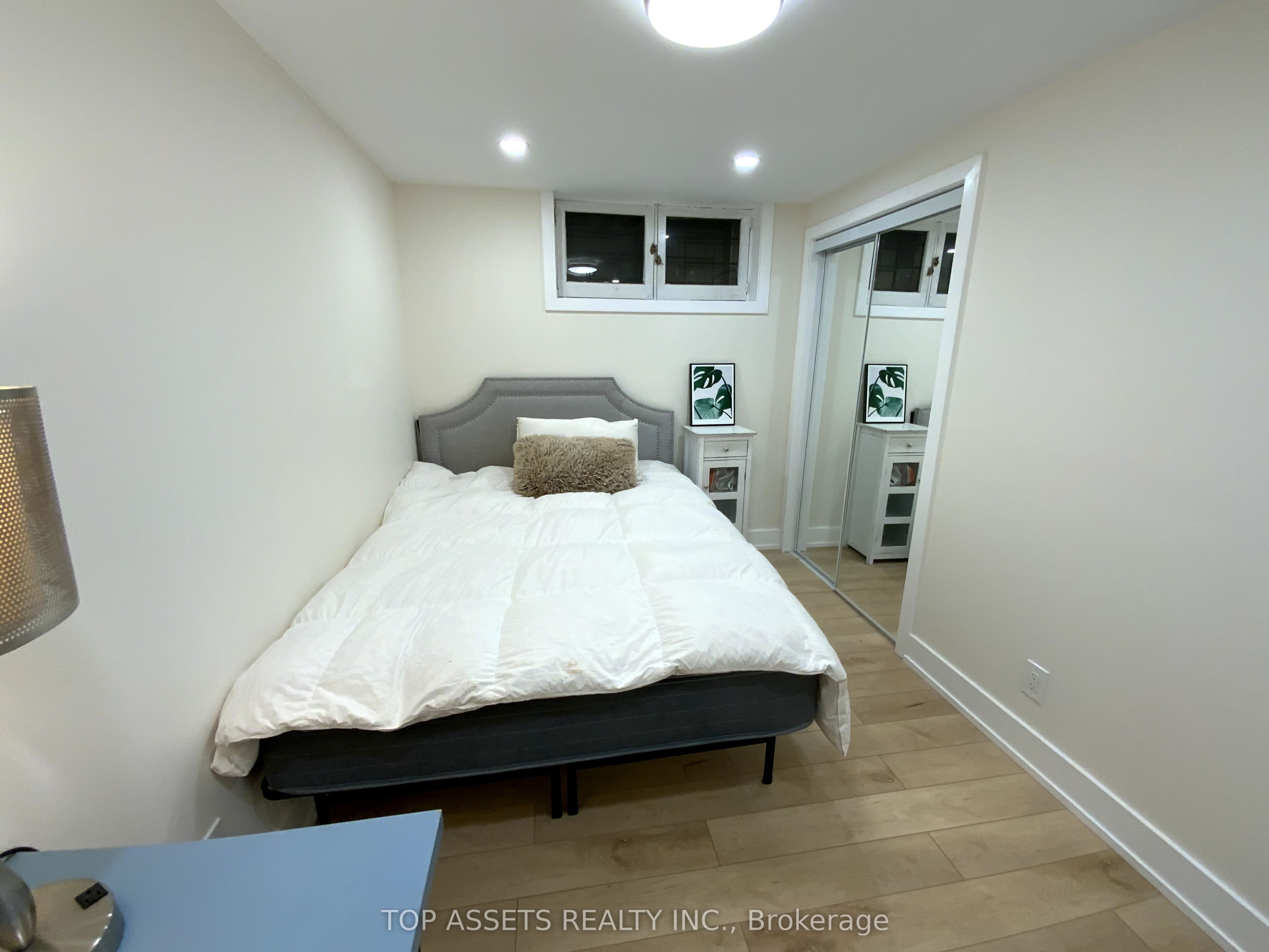 167 Churchill Avenue Property Photo 3