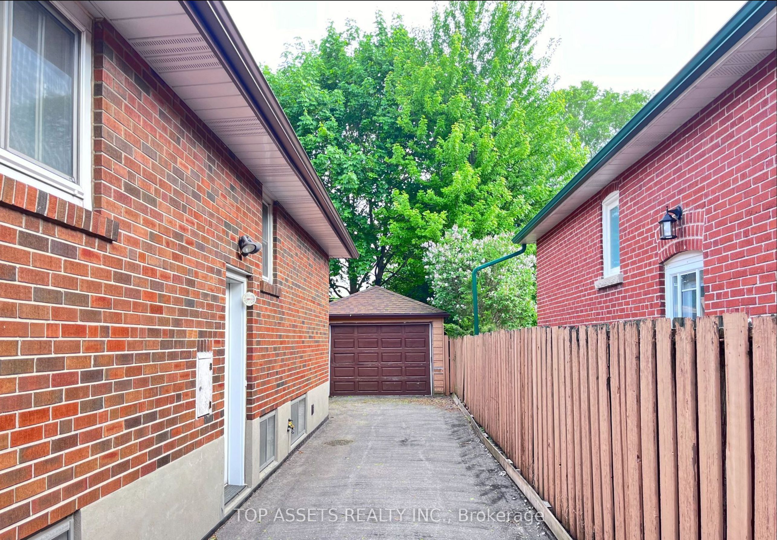 167 Churchill Avenue Property Photo 11