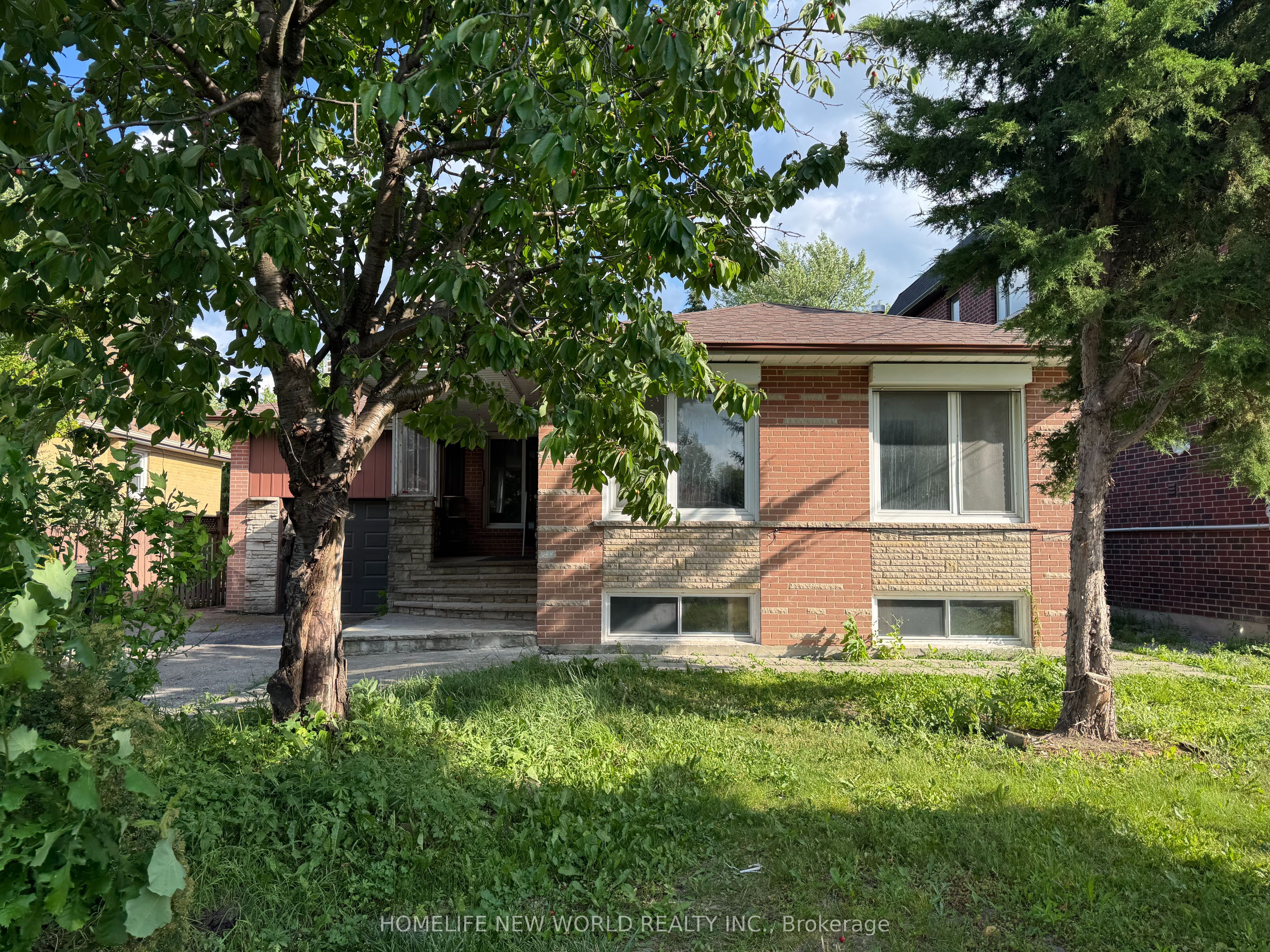 275 Pleasant Avenue Property Photo 1