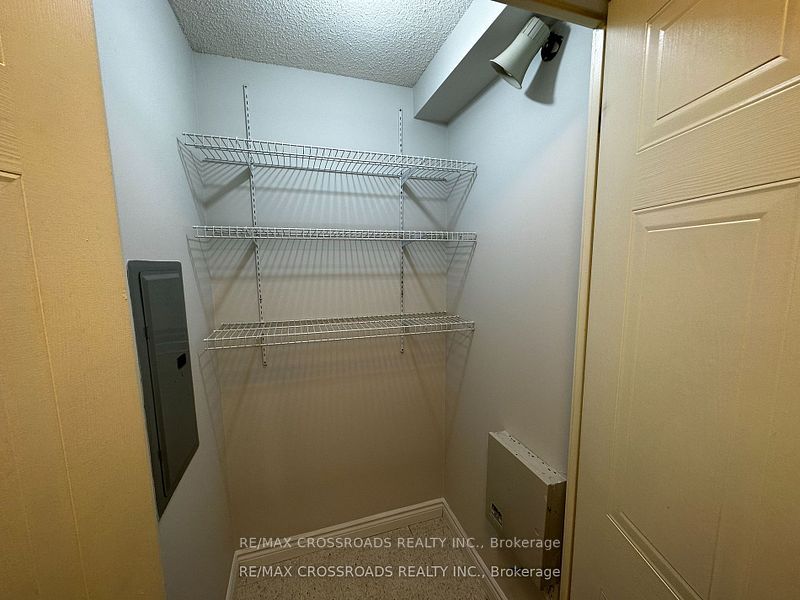 105 Victoria Street 1003 Property Photo 9