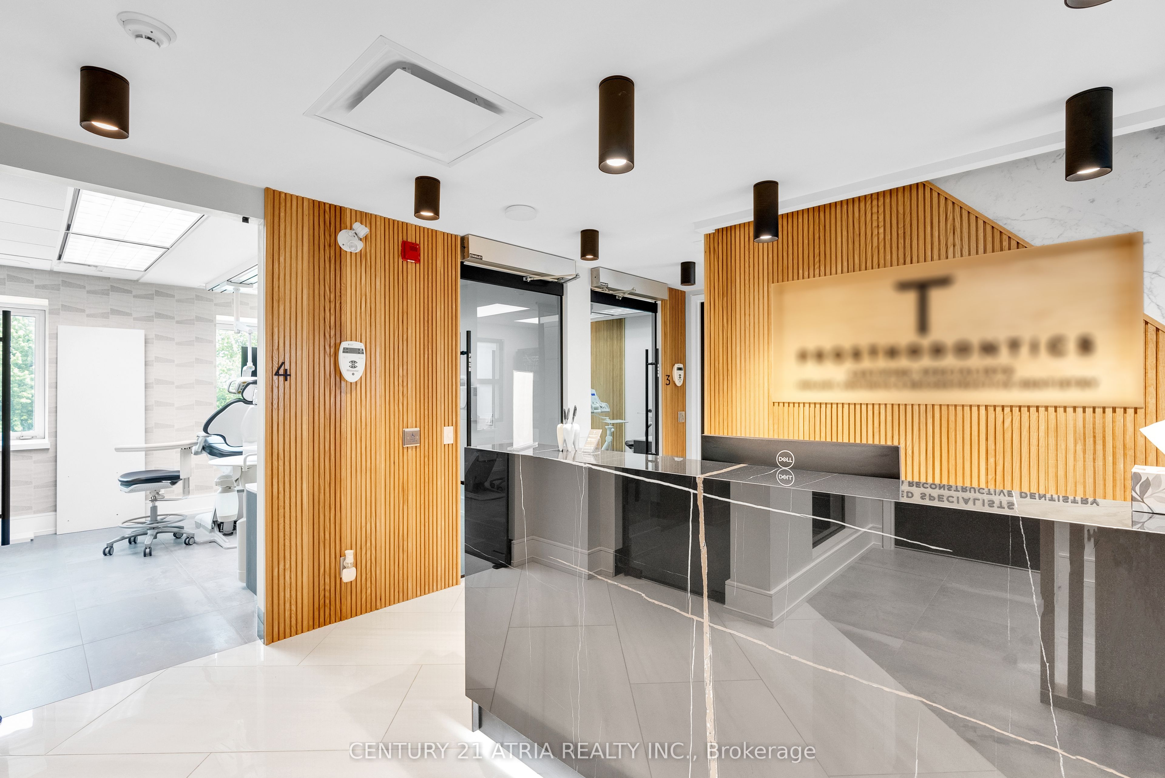 1590 Yonge Street 101 Property Photo 11
