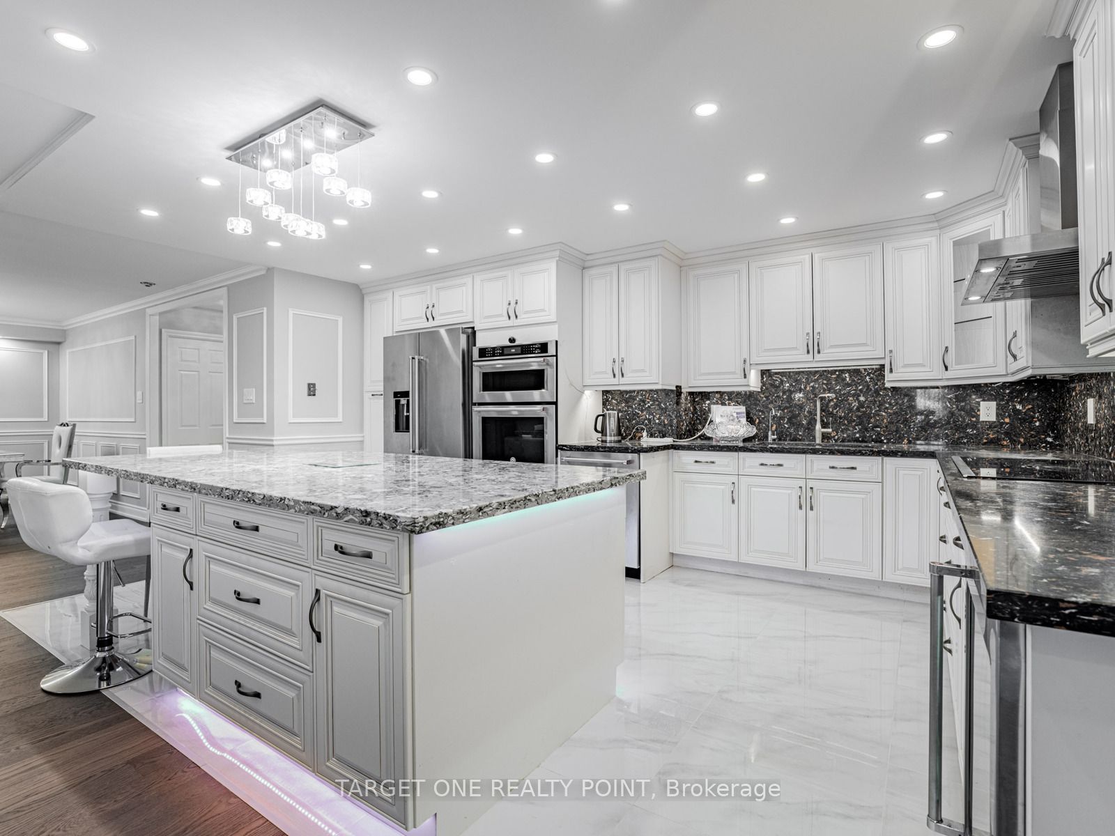 65 Spring Garden Avenue 608 Property Photo 16