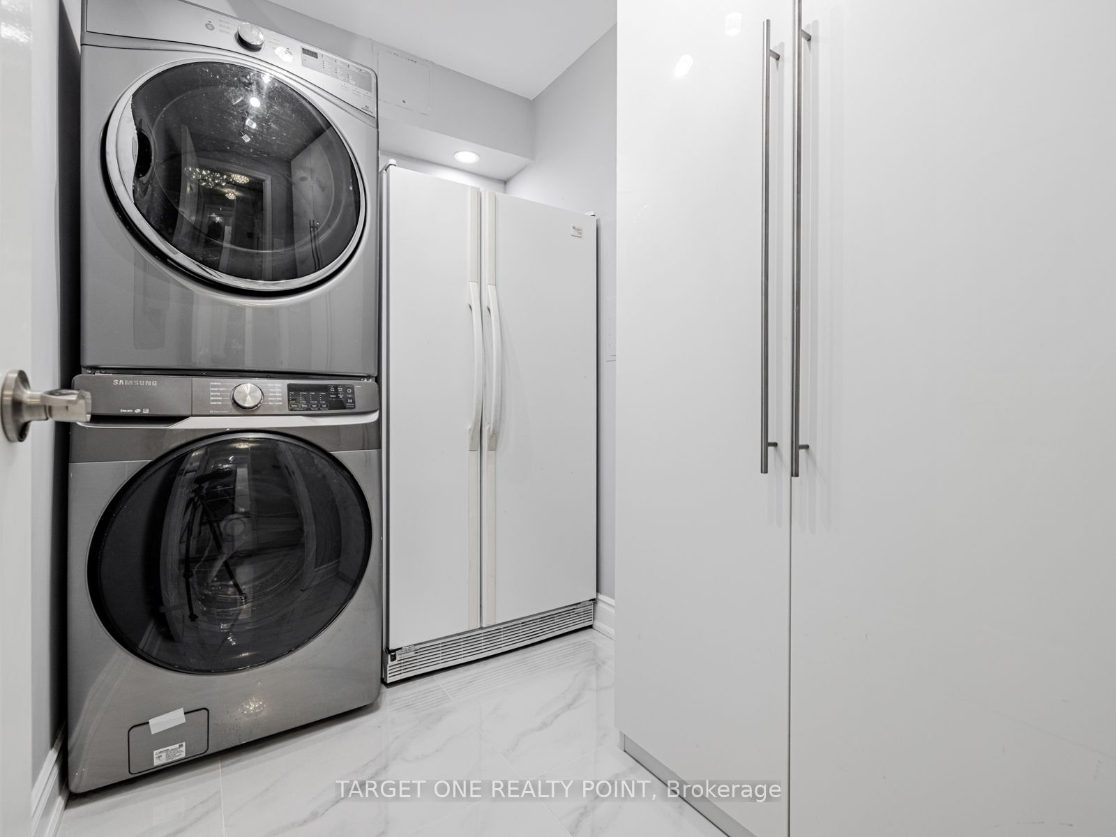 65 Spring Garden Avenue 608 Property Photo 30