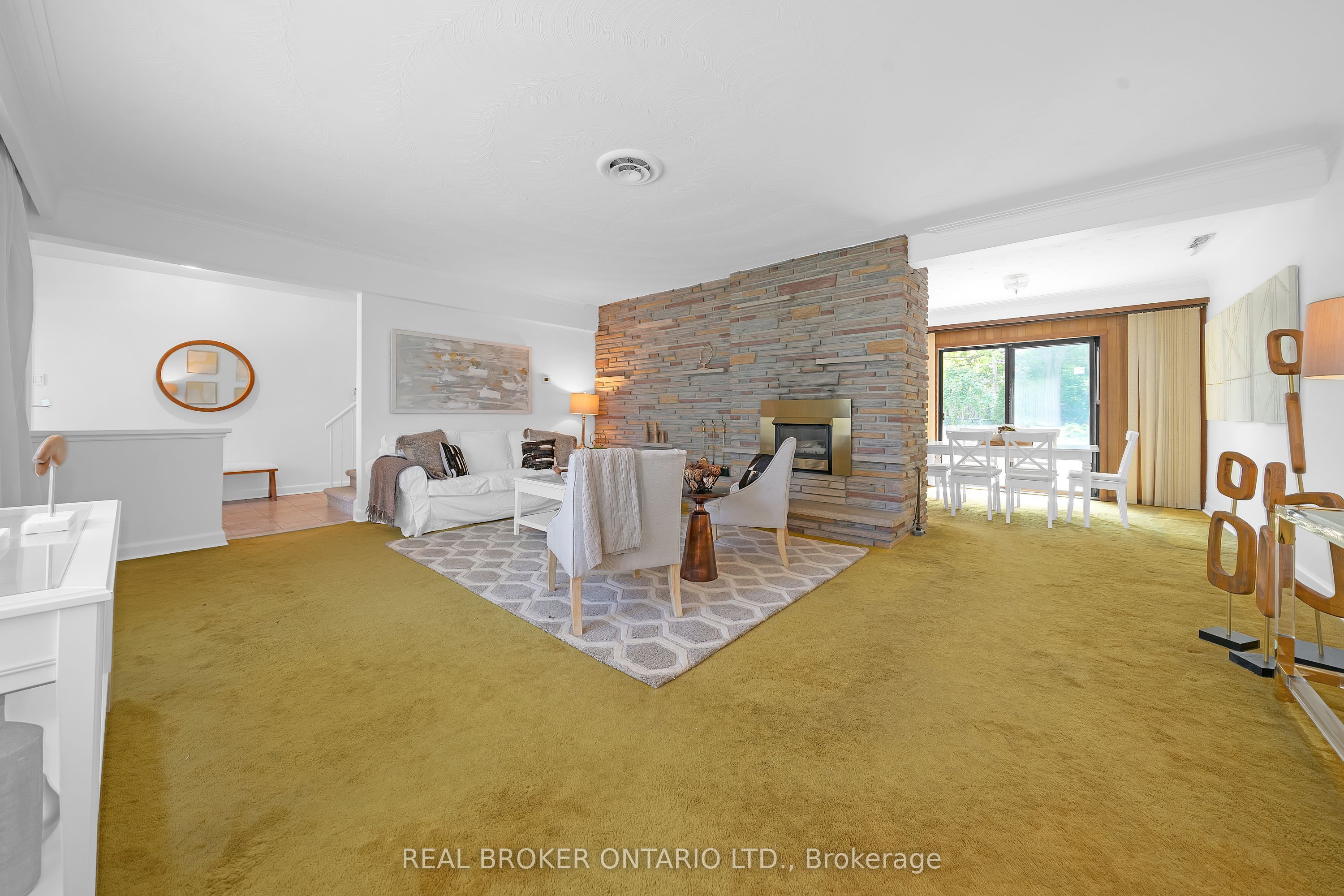 11 Caronport Crescent Property Photo 6
