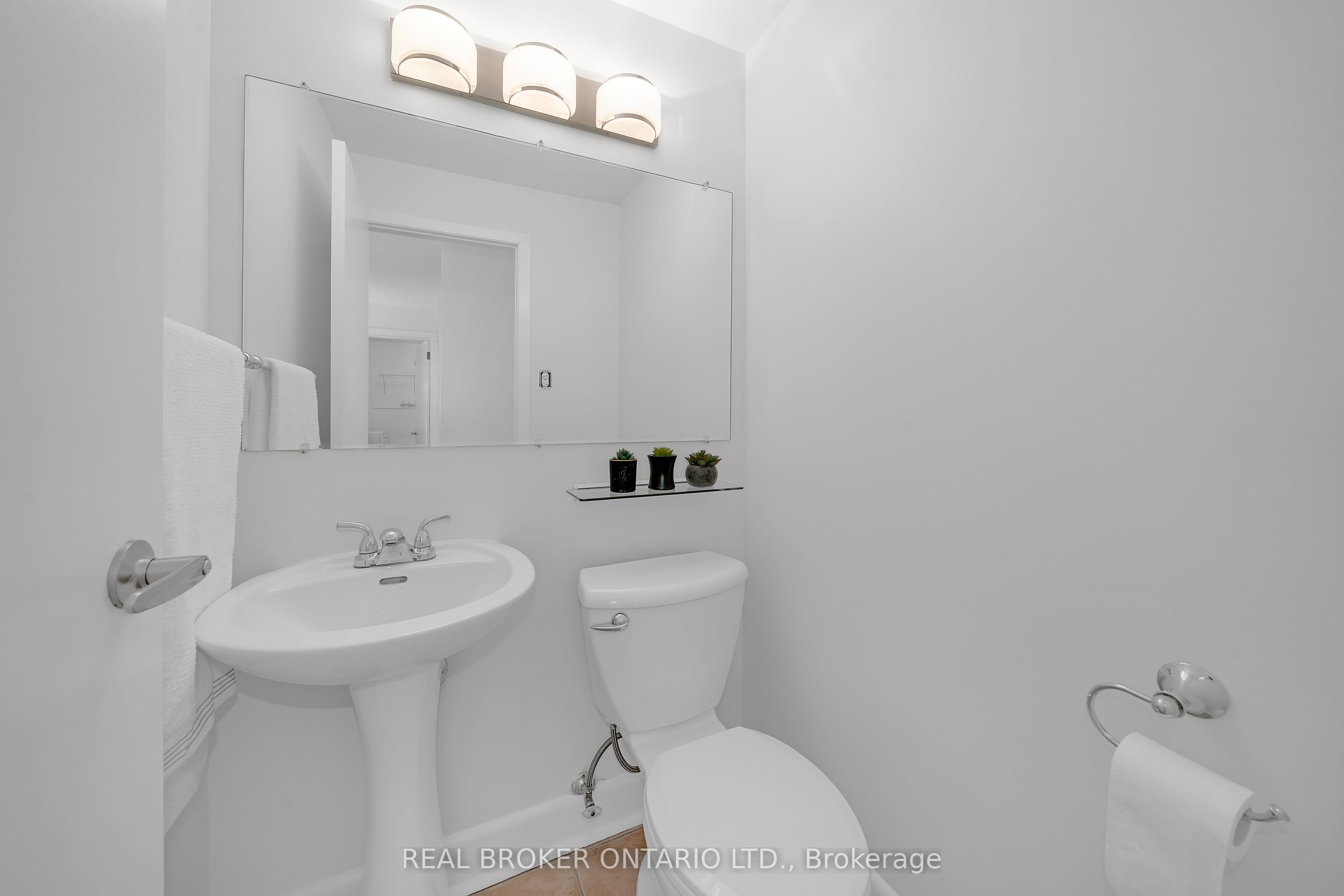 11 Caronport Crescent Property Photo 16