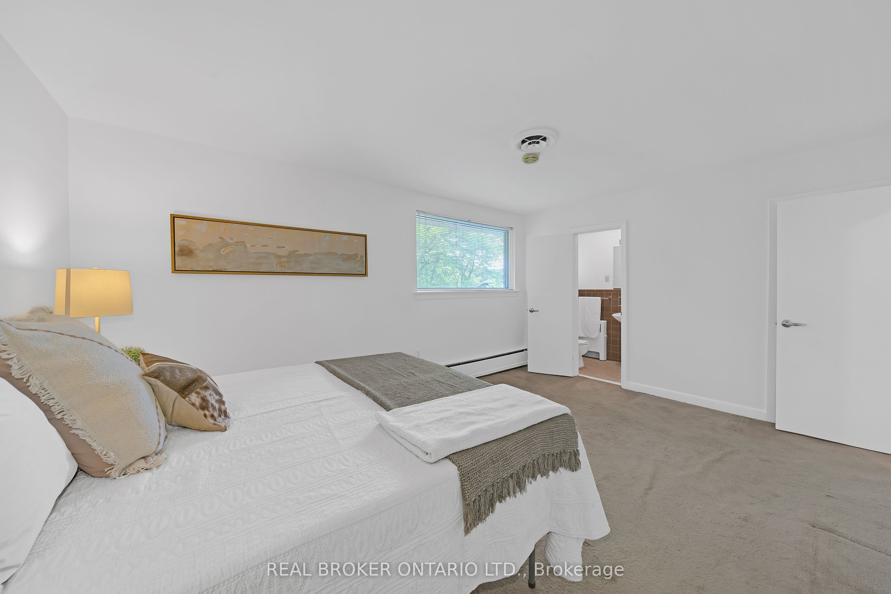 11 Caronport Crescent Property Photo 18