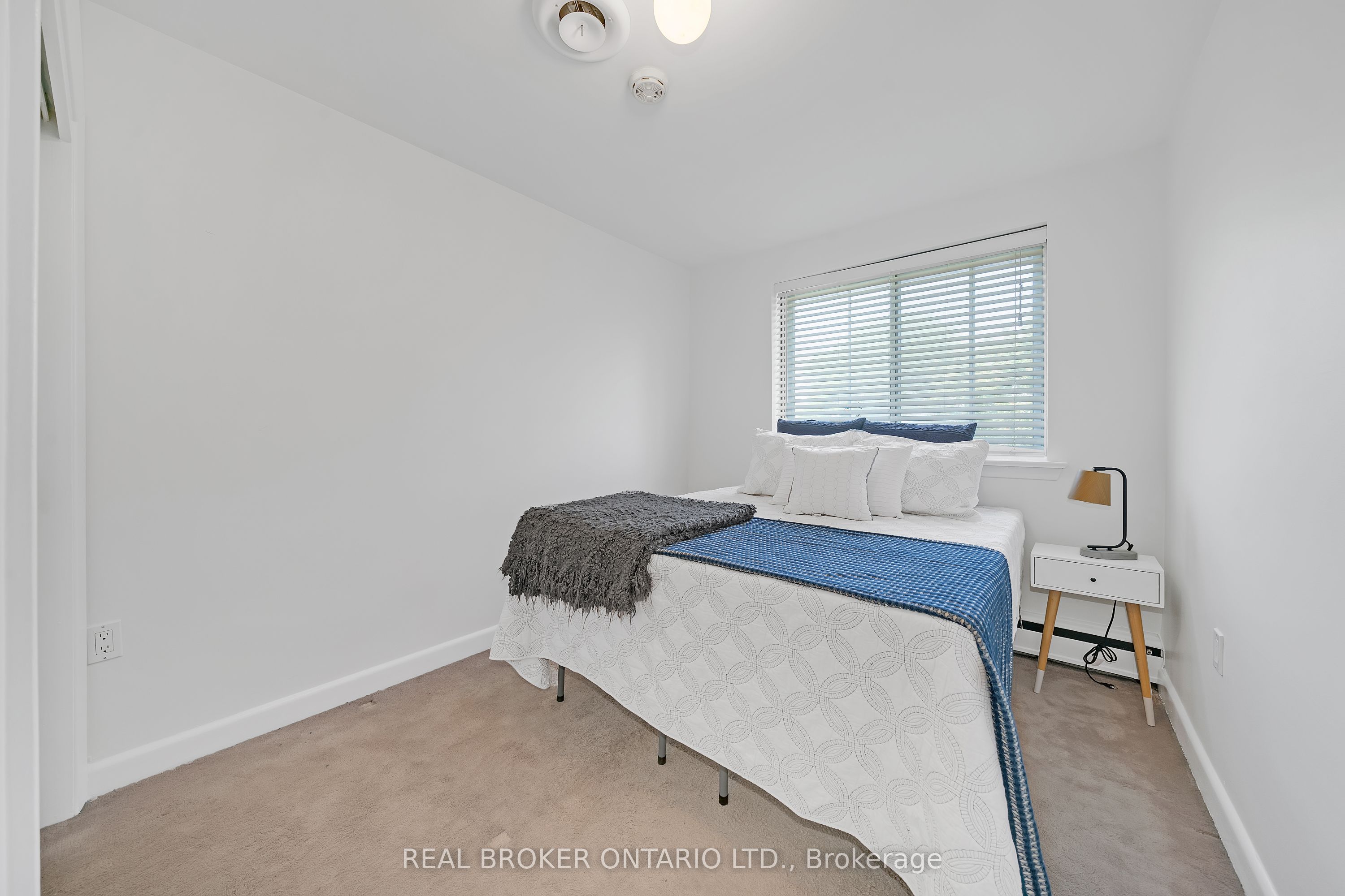 11 Caronport Crescent Property Photo 22