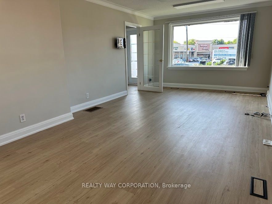 629 Sheppard Avenue W Property Photo 6
