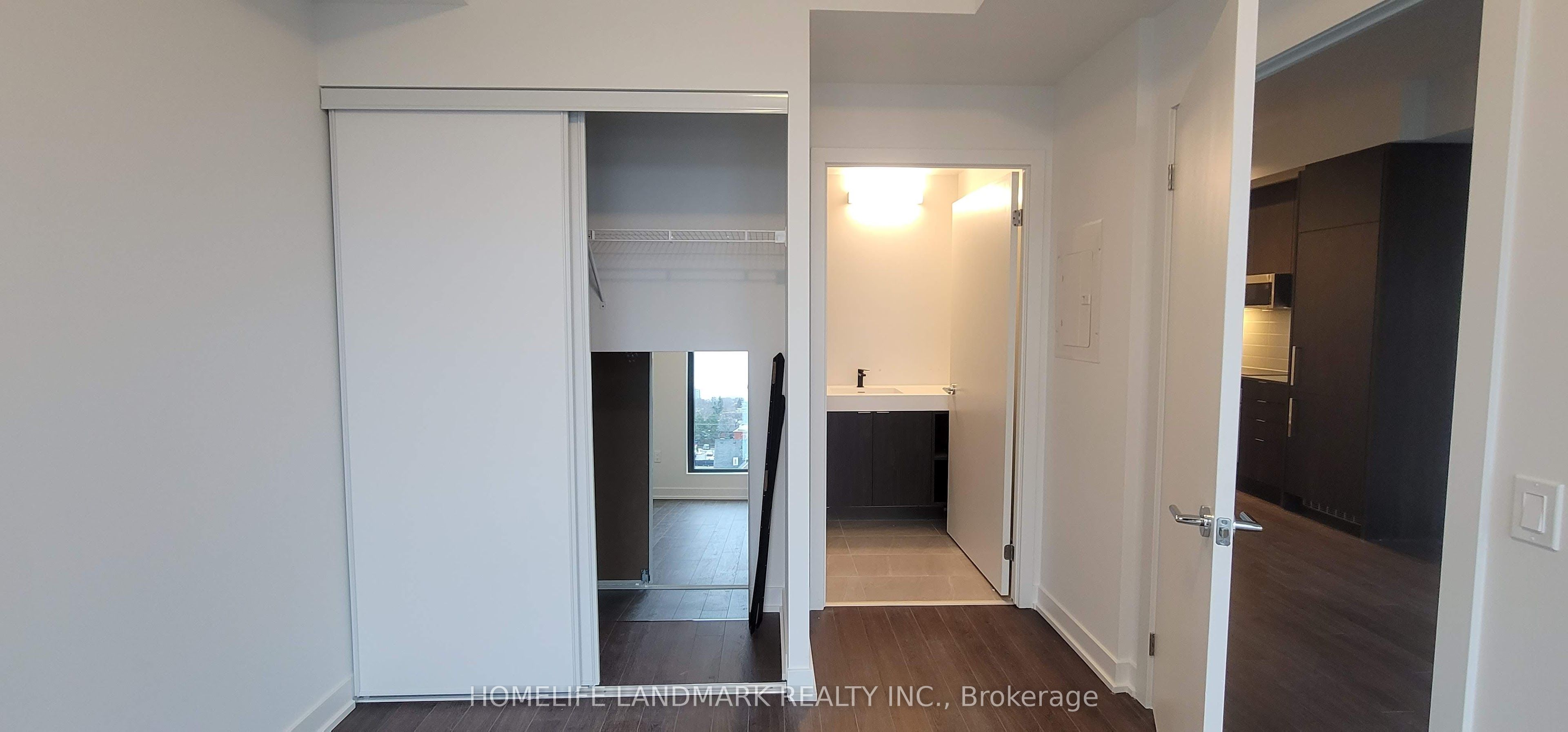 250 Lawrence Avenue W 622 Property Photo 7