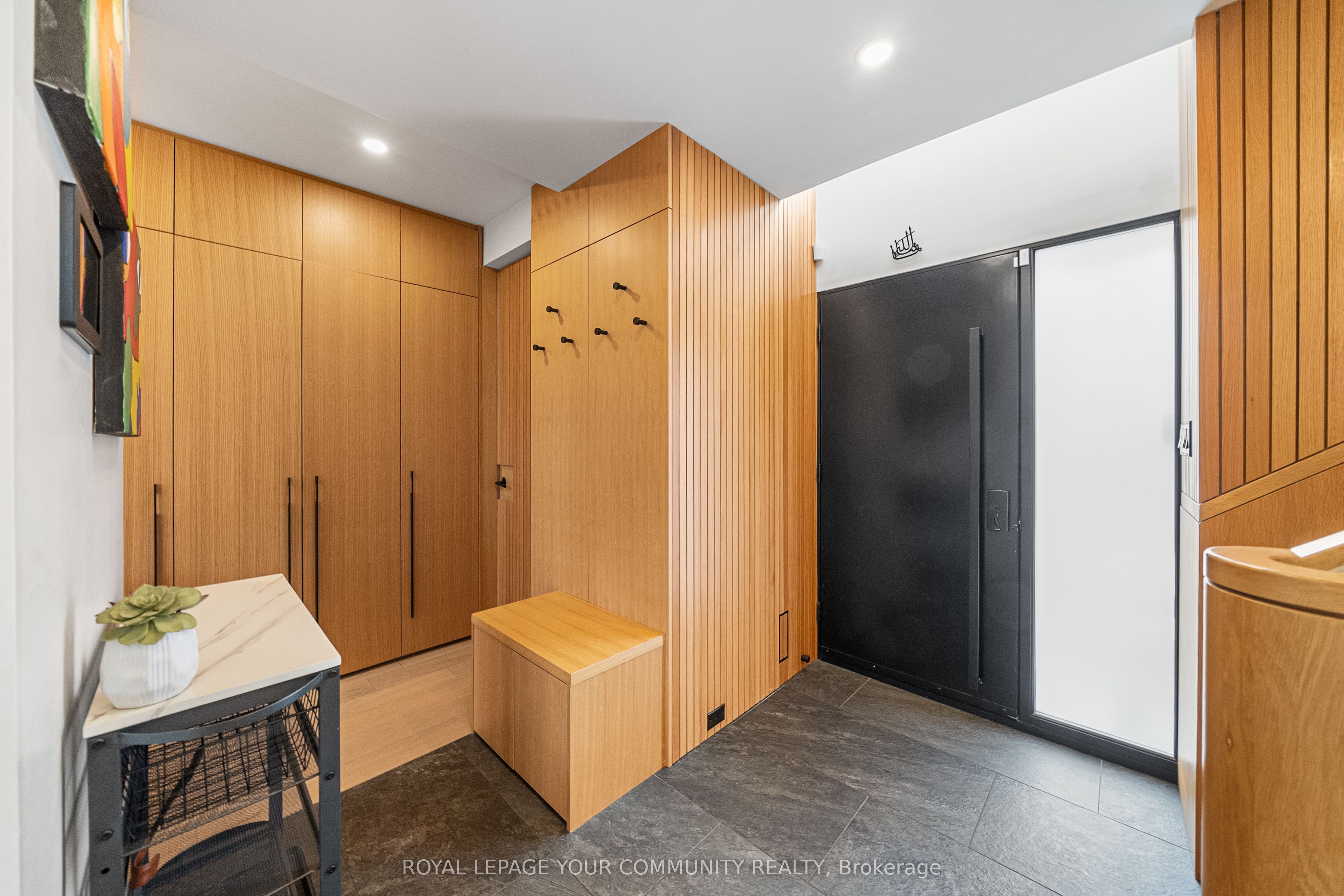 296 Elm Road Property Photo 4