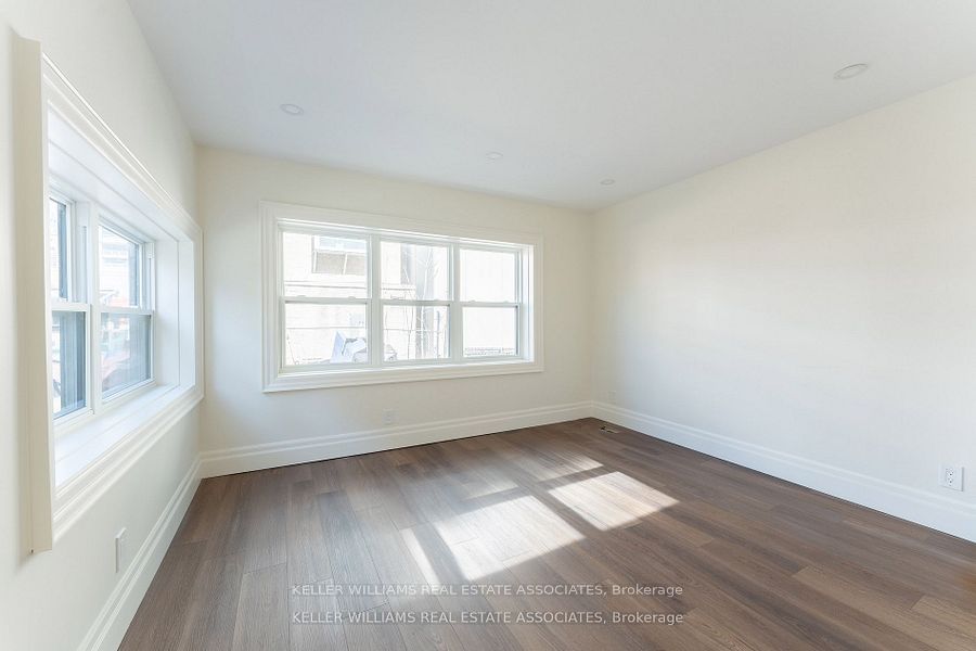 54 Stewart Street Property Photo 20