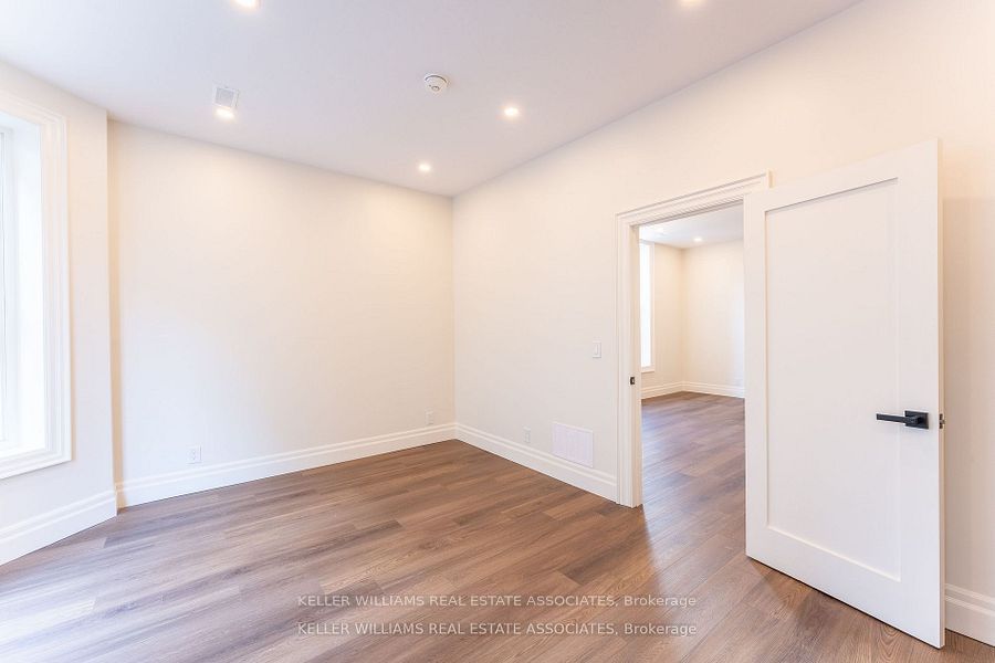 54 Stewart Street Property Photo 27