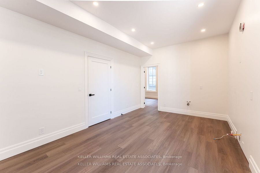 54 Stewart Street Property Photo 32