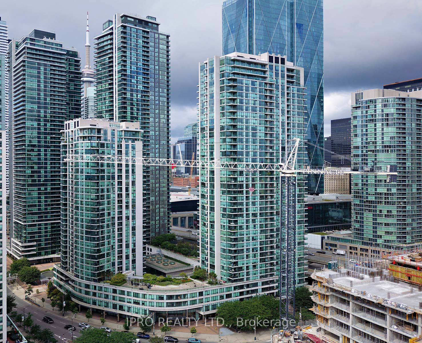 16 Yonge Street 2007 Property Photo 1