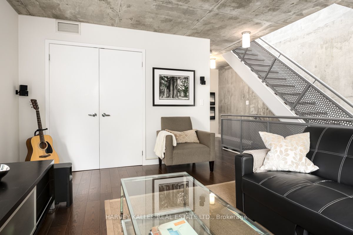 301 Mutual Street Property Photo 15